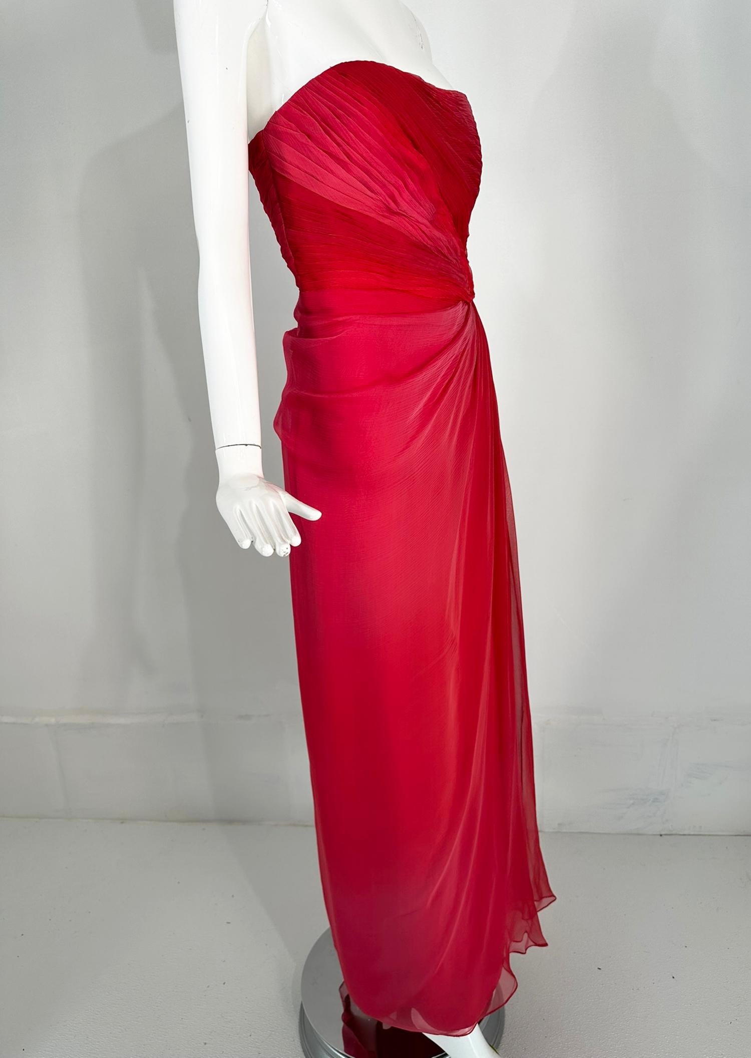 Monique Lhuillier Collection Red Pink Pleated Ombre Silk Chiffon Strapless Gown  For Sale 5
