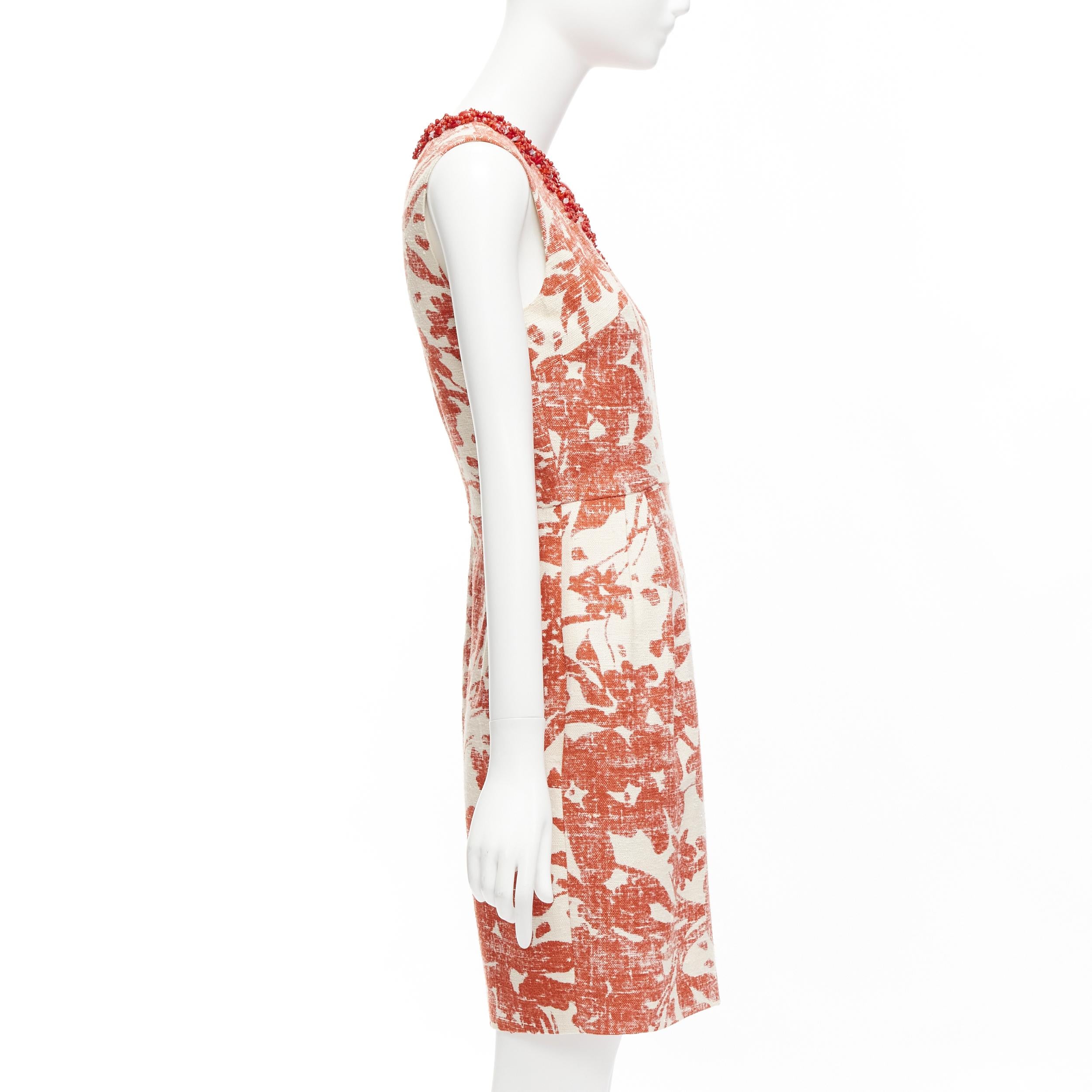 Women's MONIQUE LHUILLIER cream red floral embellished collar sheath dress For Sale