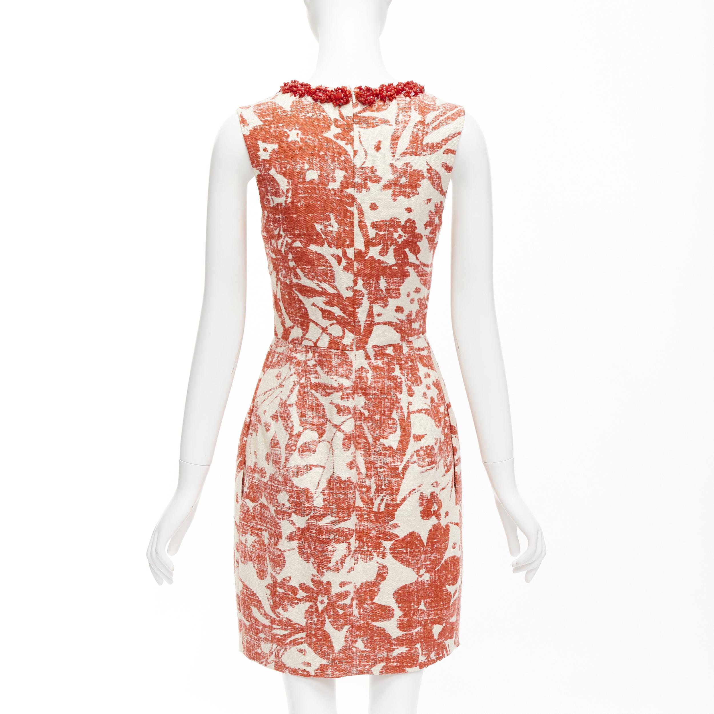 MONIQUE LHUILLIER cream red floral embellished collar sheath dress For Sale 1