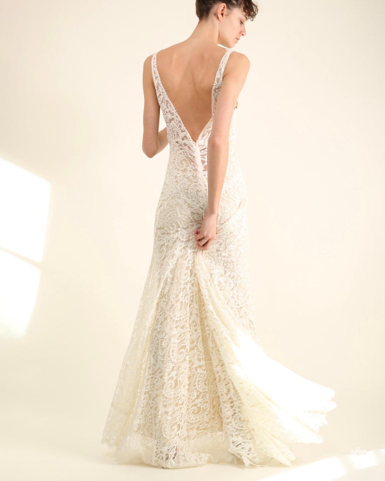 Monique Lhuillier ivory lace plunging backless wedding gown with train dress  at 1stDibs