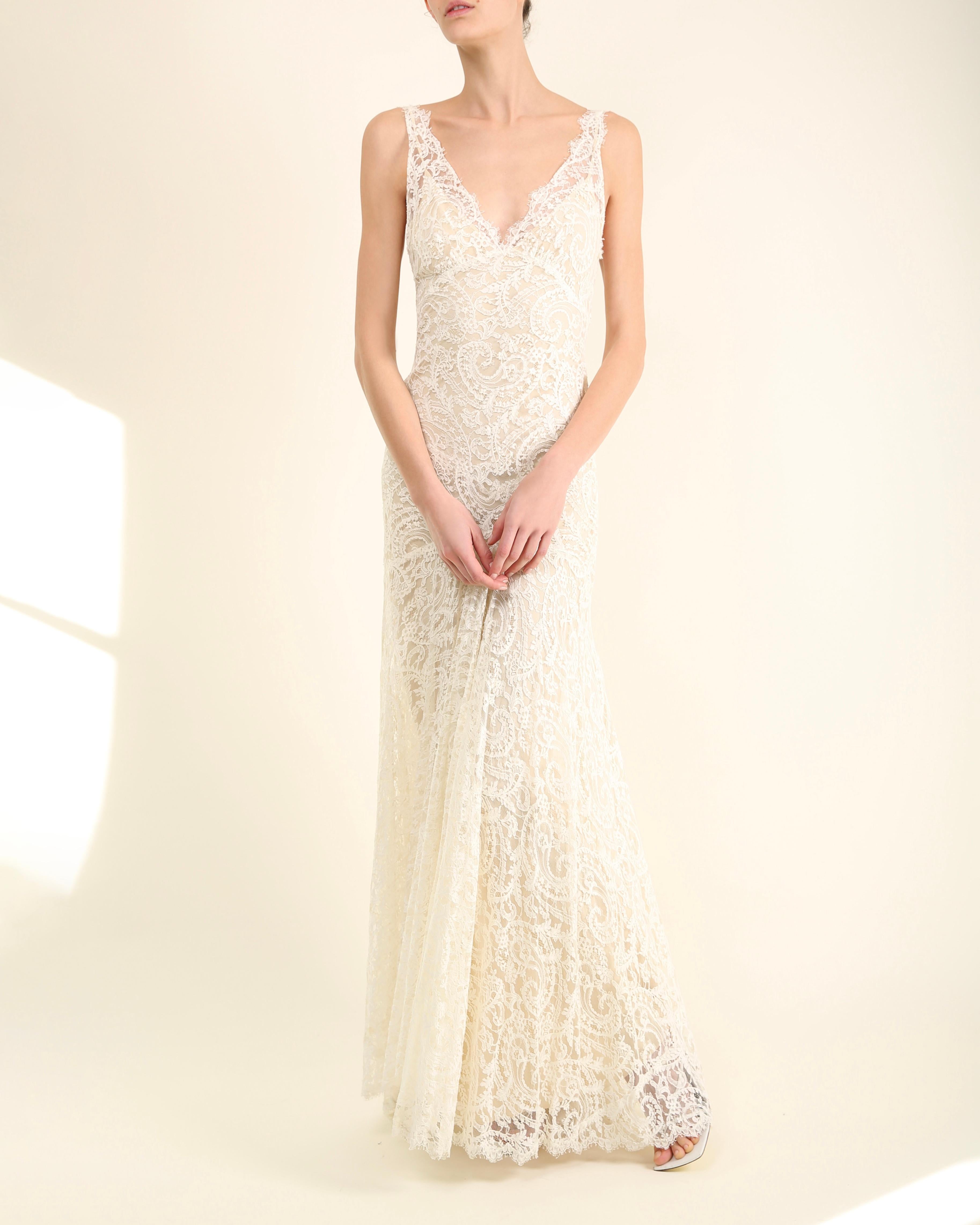Monique Lhuillier ivory lace plunging backless wedding gown with train dress  5