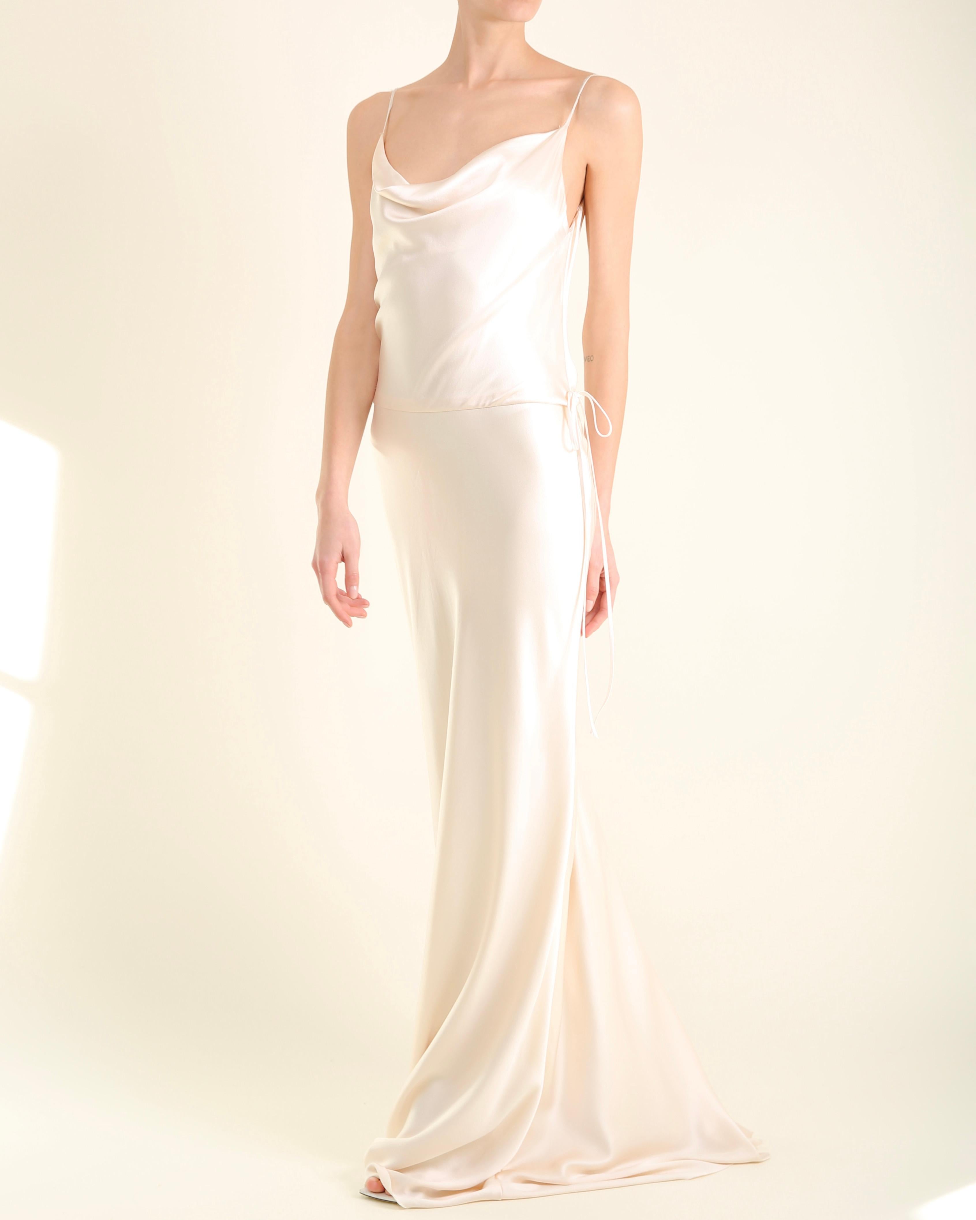 Monique L'huillier ivory silk draped wedding dress gown with low back and train For Sale 7