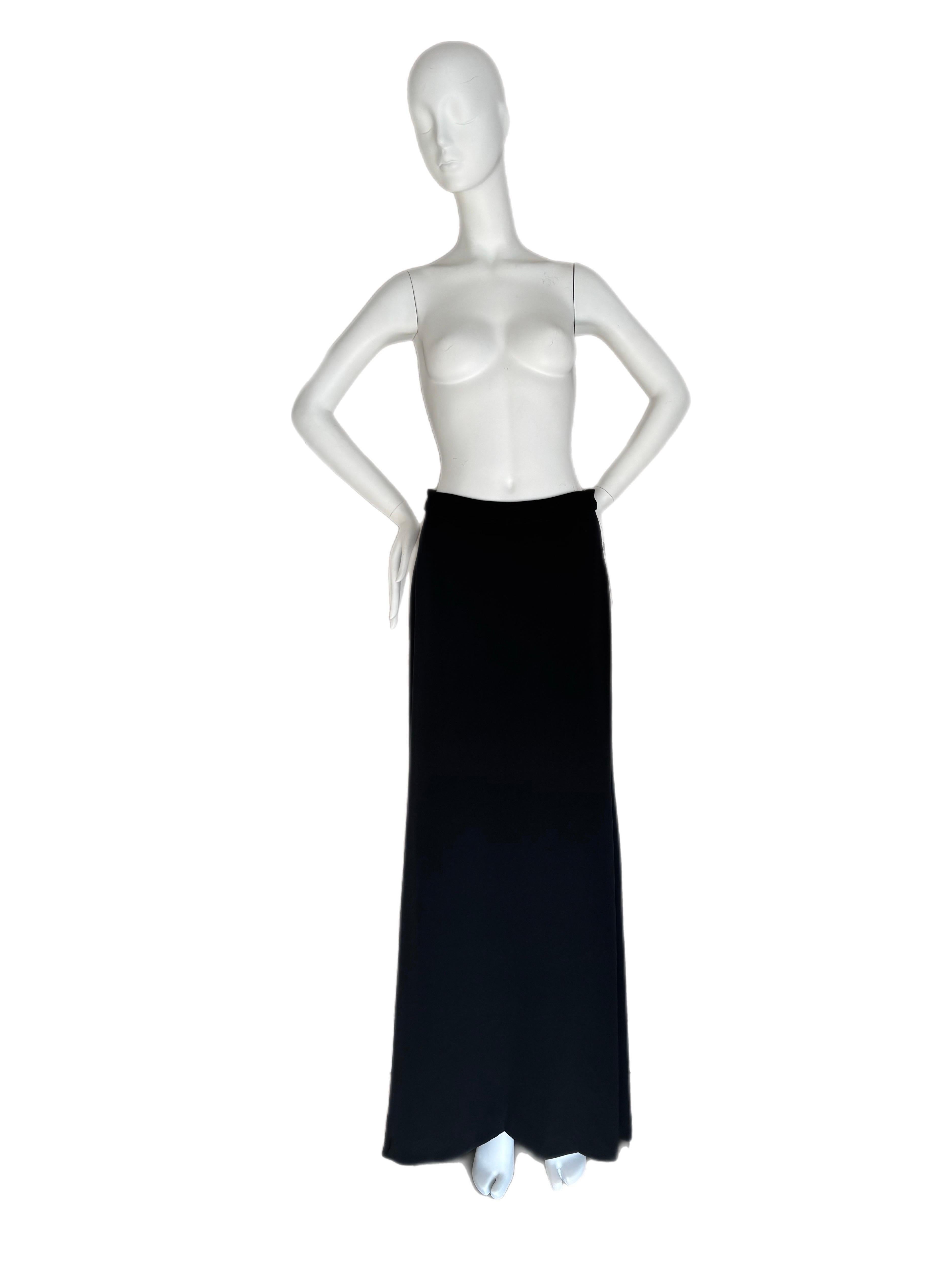 Black MONIQUE LHUILLIER long black maxi evening skirt with train For Sale