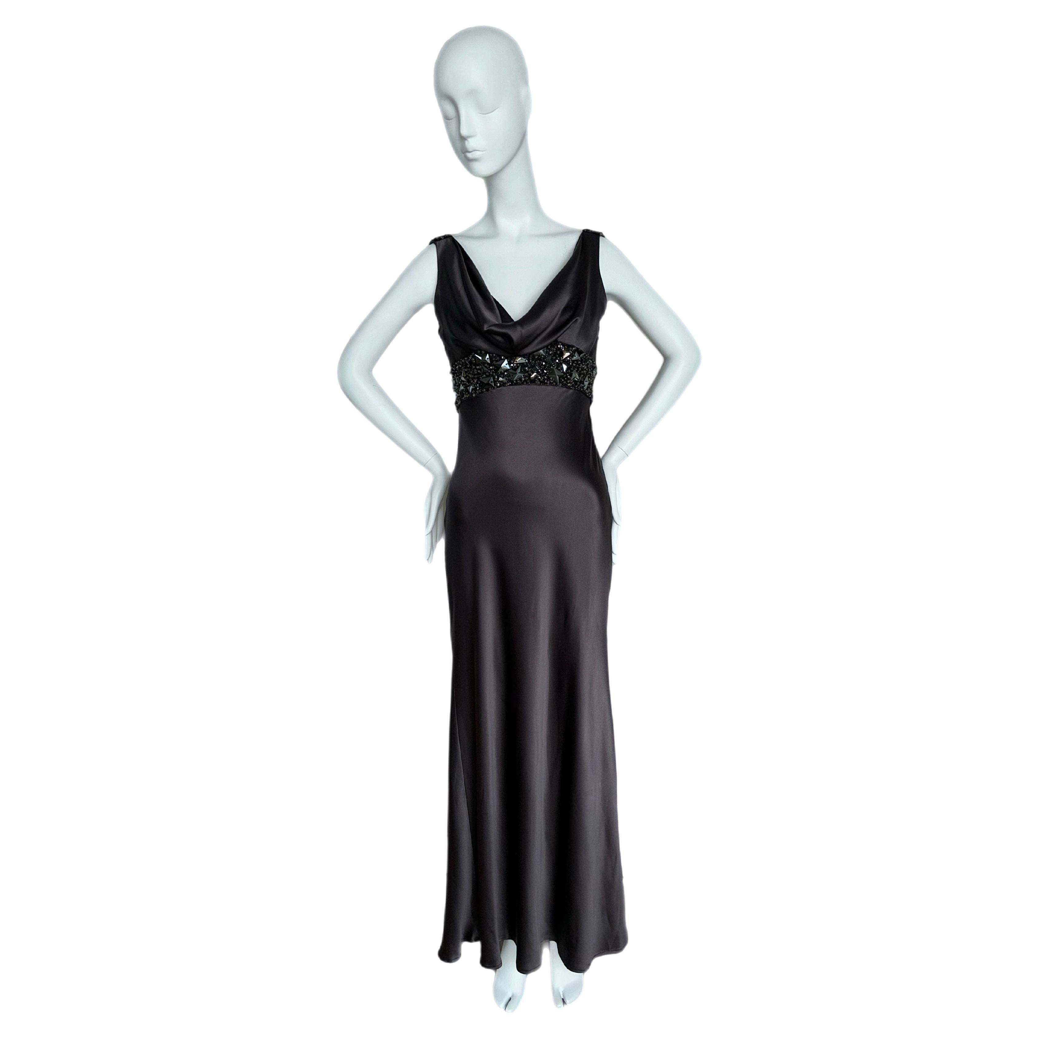 Where are Monique Lhuillier dresses made?
