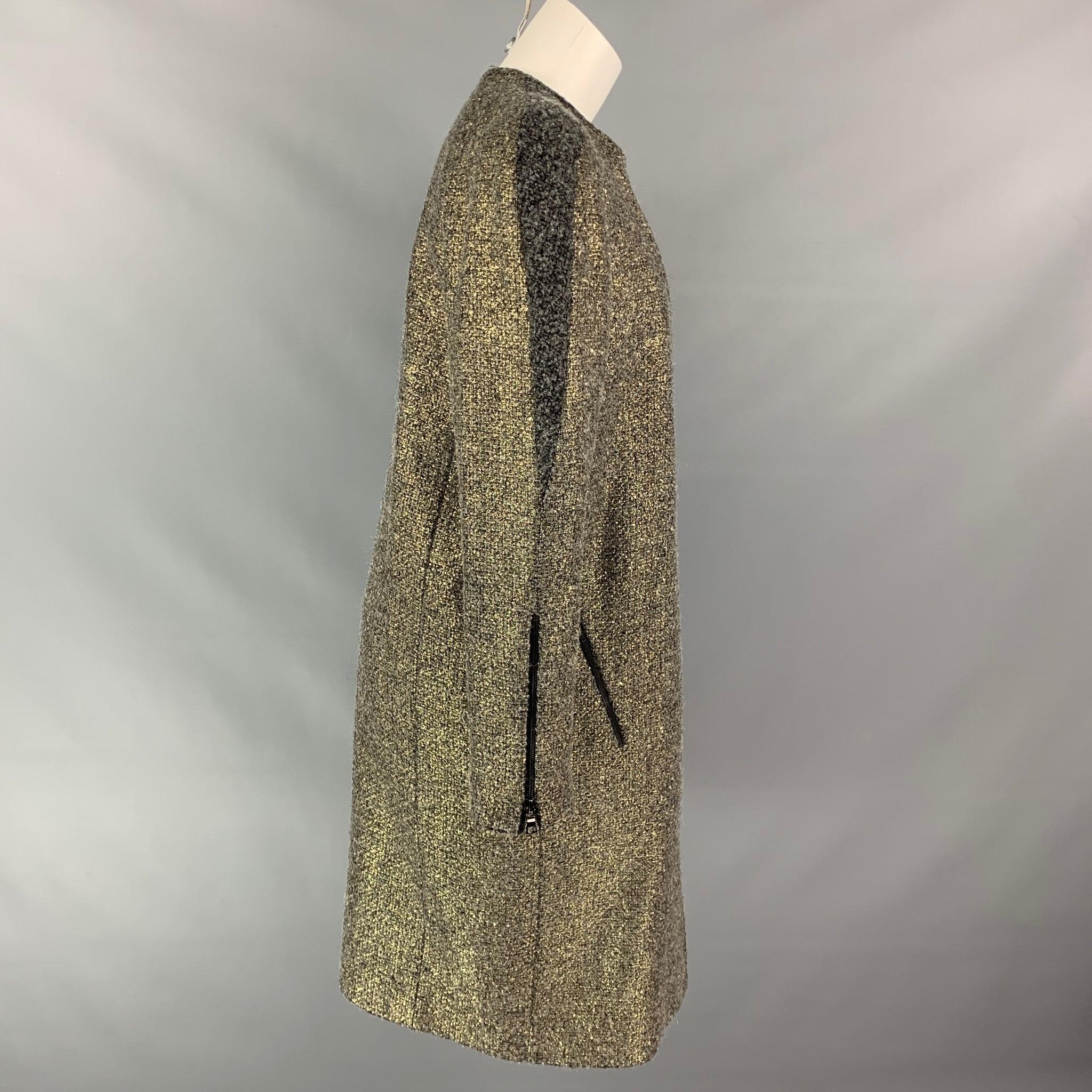 MONIQUE LHUILLIER Größe 10 Grau & Gold Acrylmischung Tweed-Mantel im Zustand „Gut“ im Angebot in San Francisco, CA