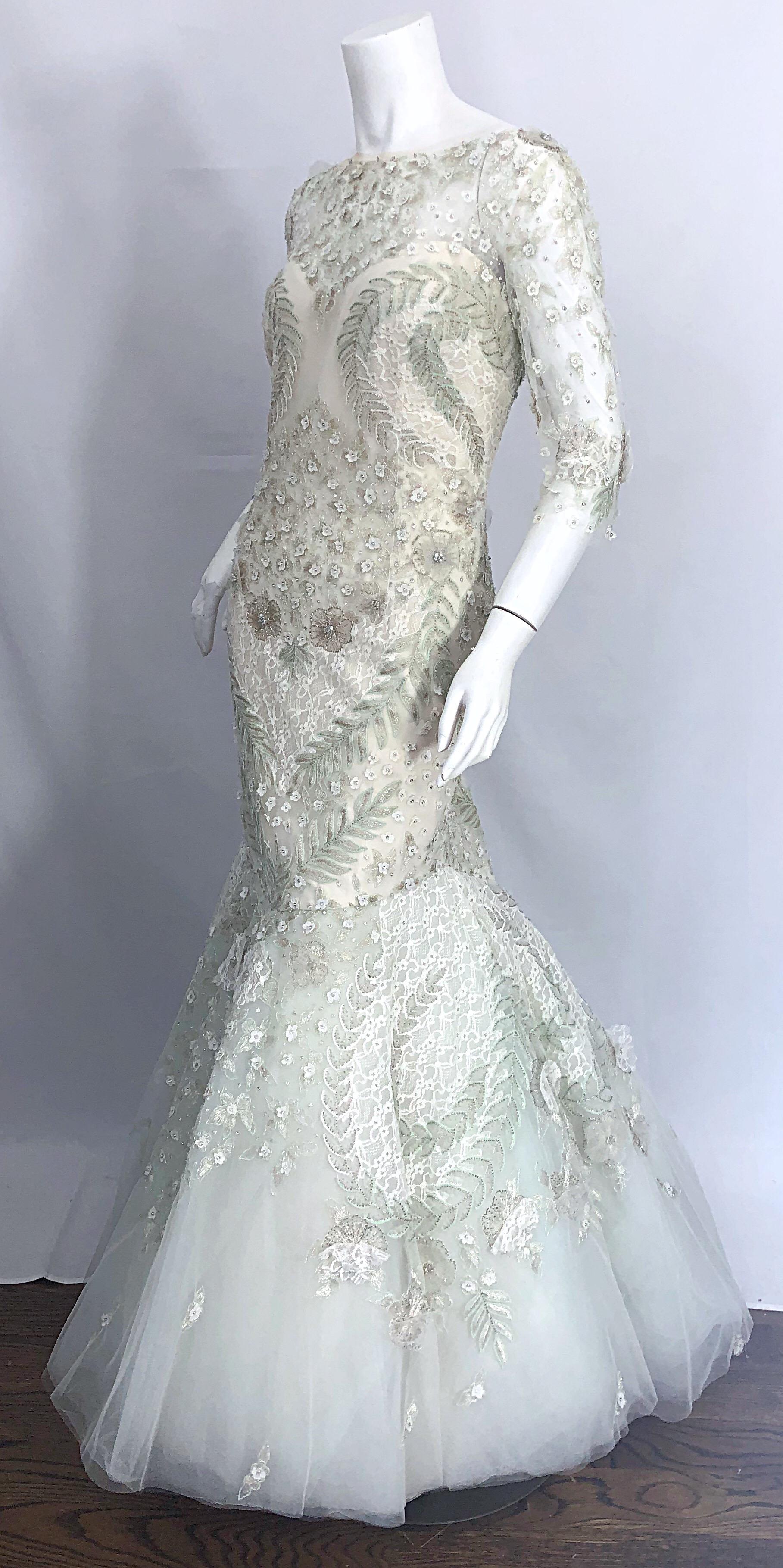 Monique Lhuillier Size 14 Mint Green Ivory Beaded Sequined Mermaid Gown Dress In Excellent Condition For Sale In San Diego, CA