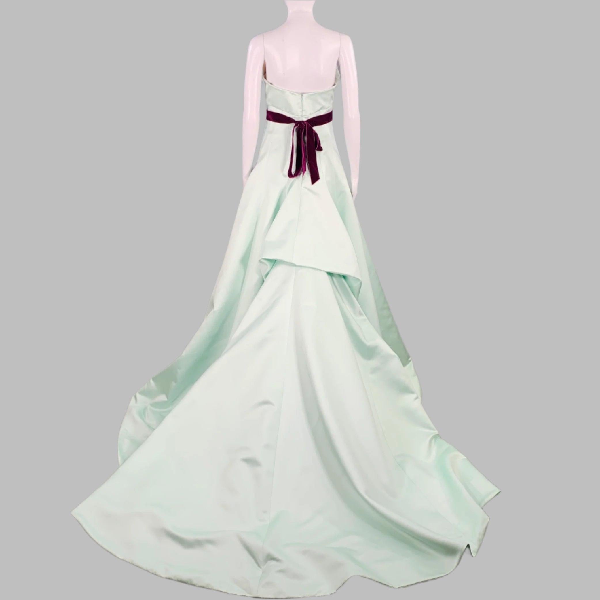Abito da sera senza spalline MONIQUE LHUILLIER Taglia 6 Viola Menta In condizioni buone in vendita a San Francisco, CA