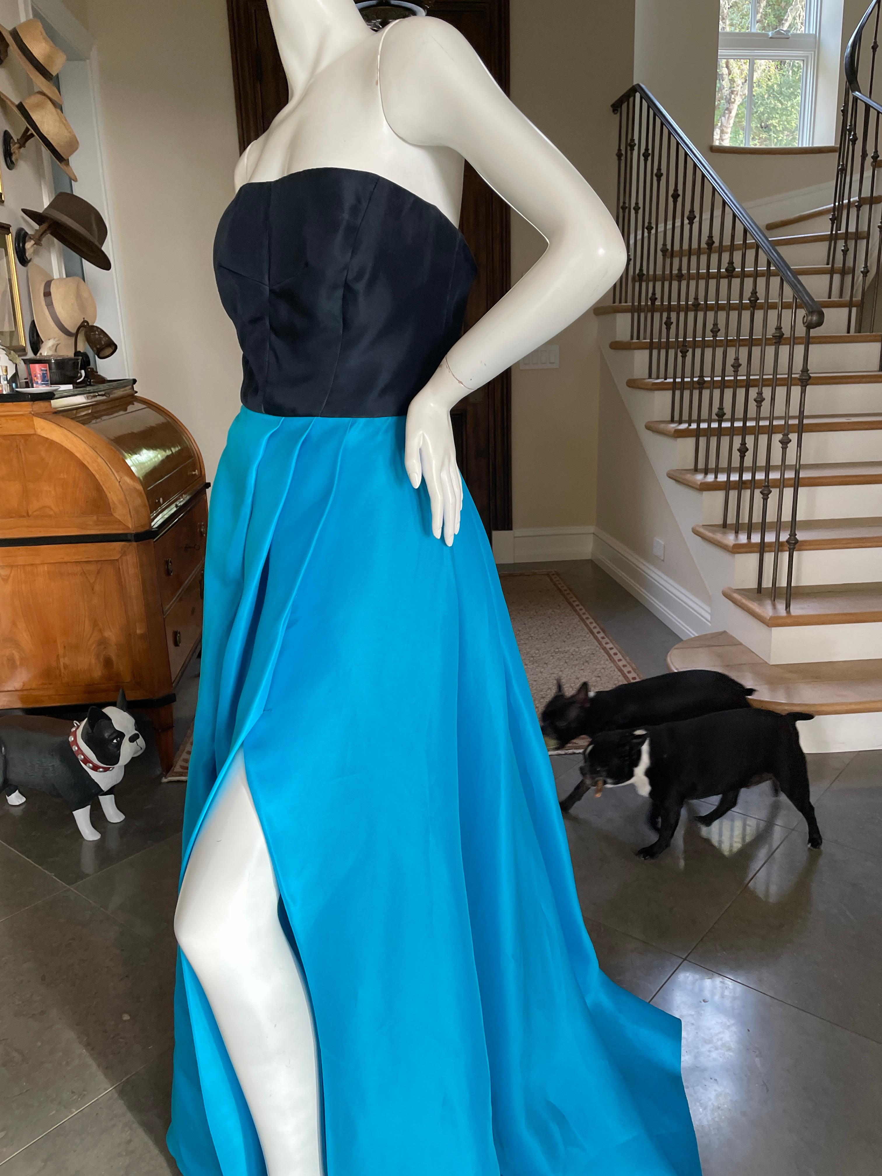 Monique Lhuillier Vintage Strapless Silk Evening Dress For Sale 2