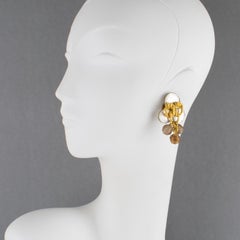 Monique Vedie, Line Vautrin School Boucles d'oreilles clip en résine talosel d'or