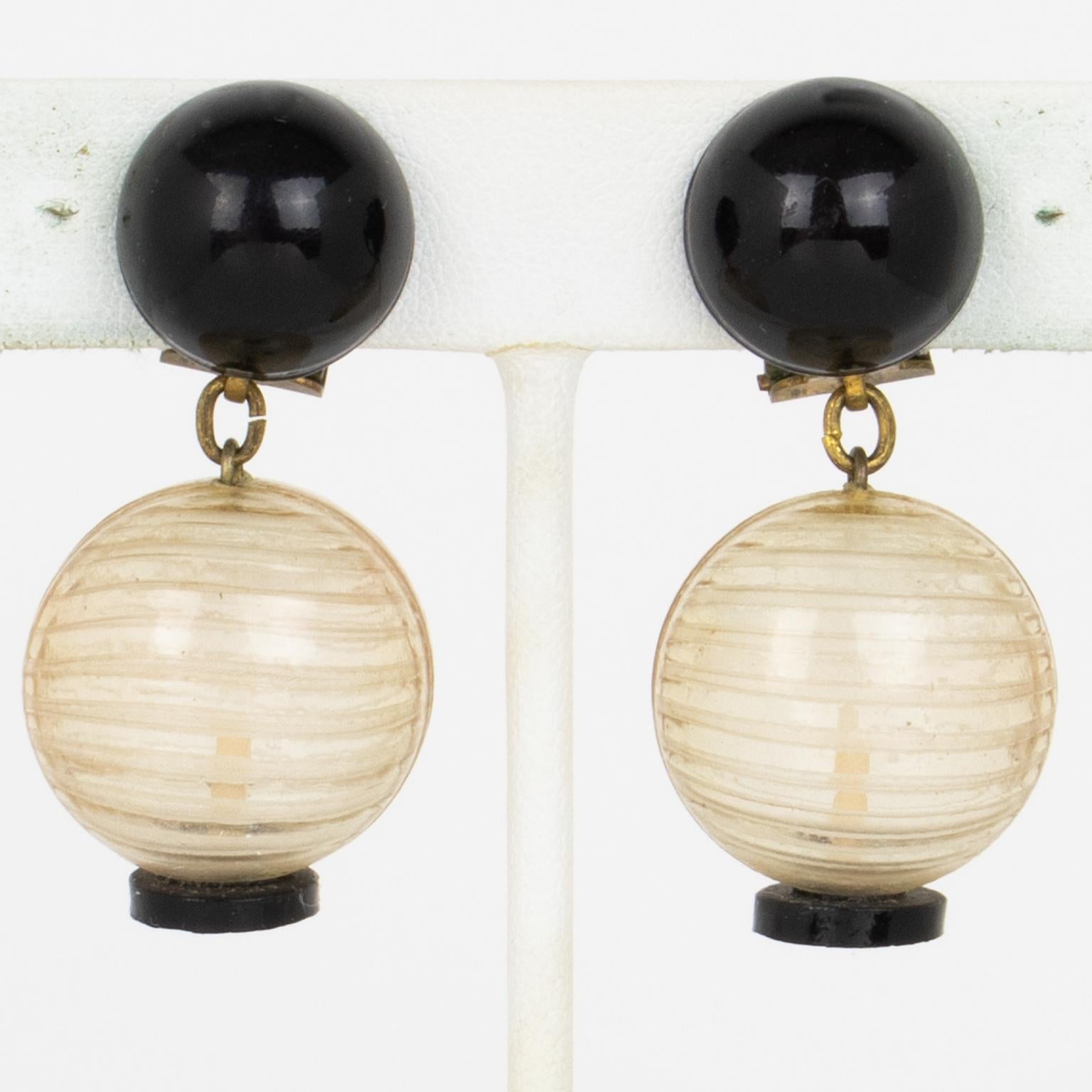 Monique Vedie, Line Vautrin School Boucles d'oreilles en résine Lanterne japonaise 1