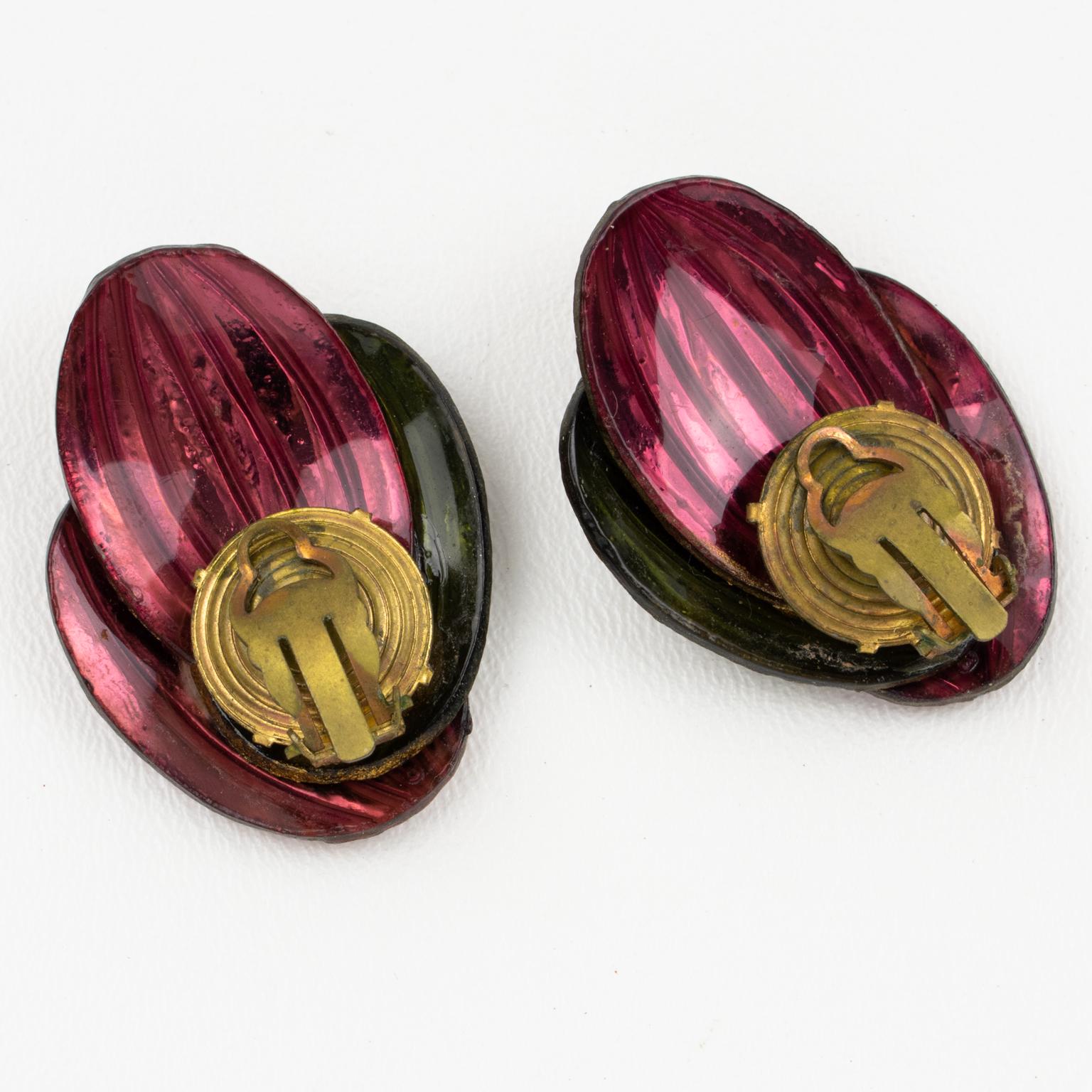 Monique Vedie Line Vautrin Student Purple and Green Talosel Resin Clip Earrings Bon état - En vente à Atlanta, GA