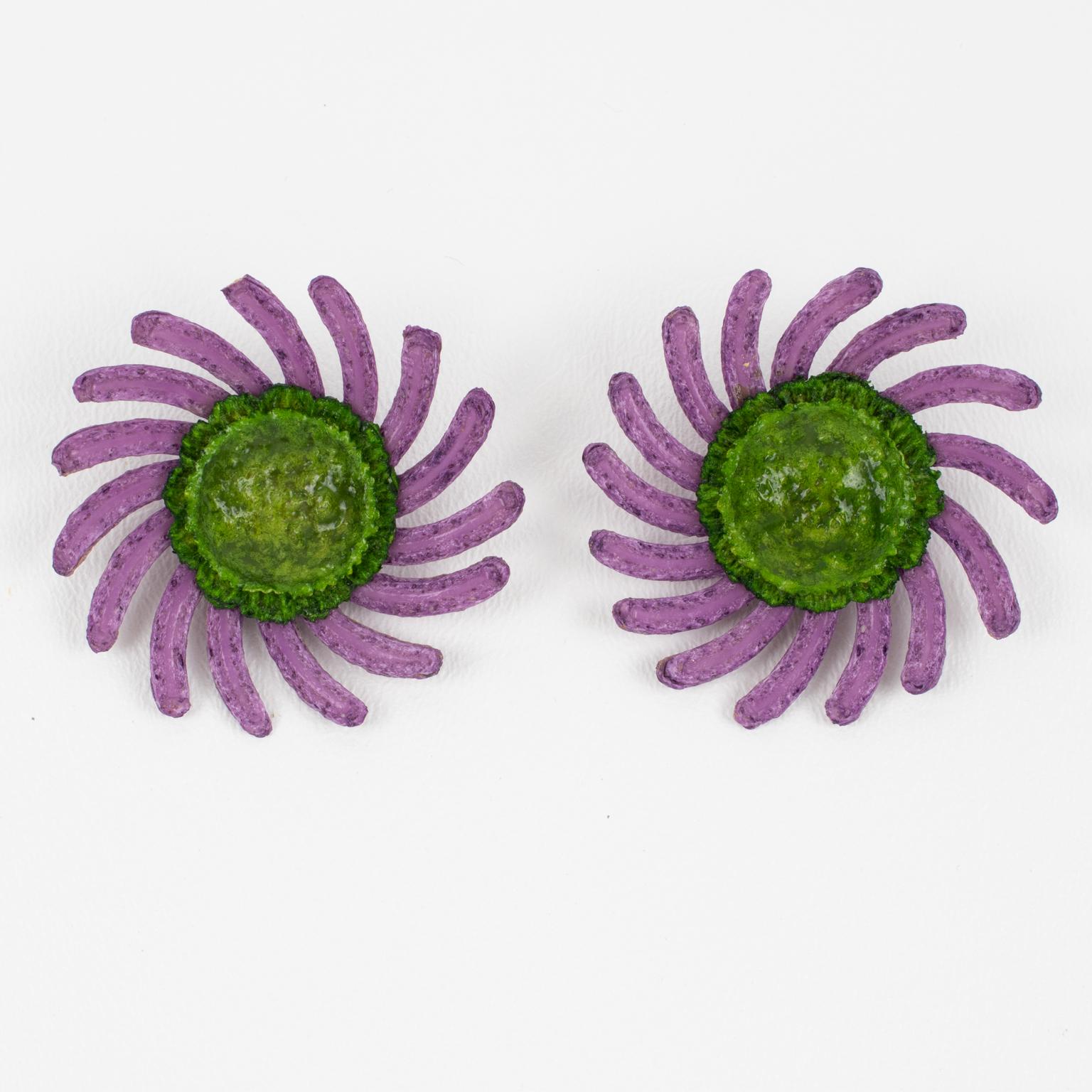 Modern Monique Vedie, Line Vautrin Student Purple Resin Daisy Clip Earrings For Sale