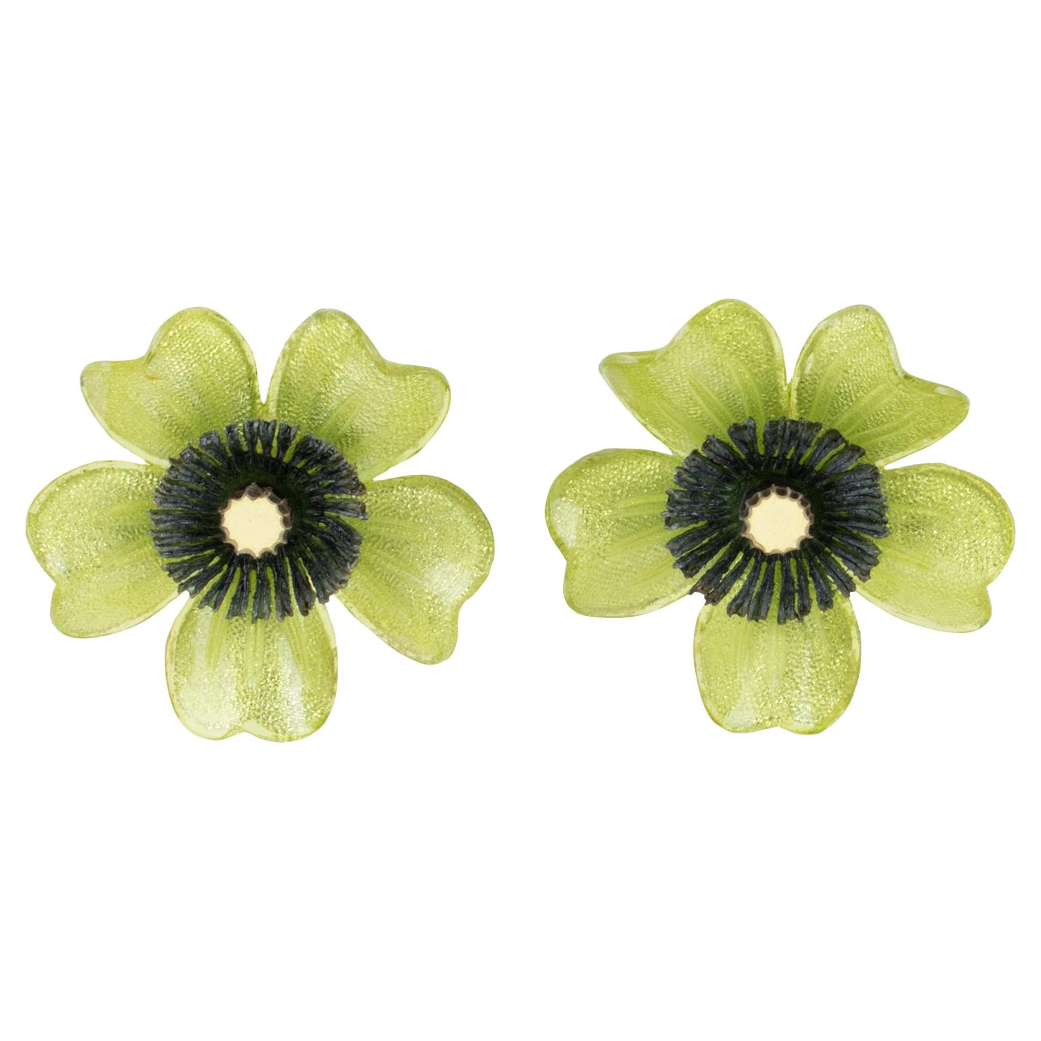 Monique Vedie, Line Vautrin Studente Orecchini a Clip in Resina Fiore di Pistacchio