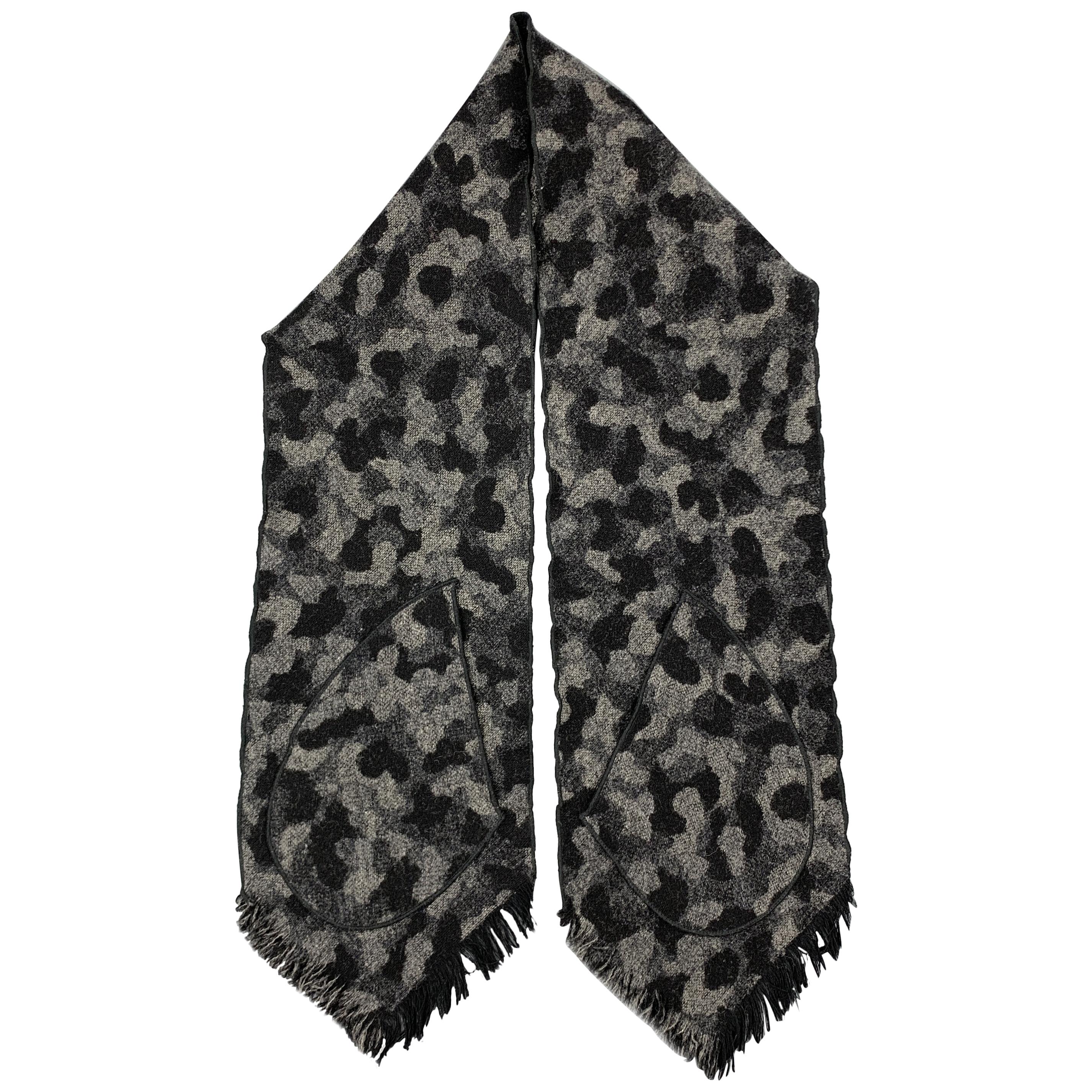 MONITALY Black & Gray Camouflage Wool Patch Pockets Fringe Scarf