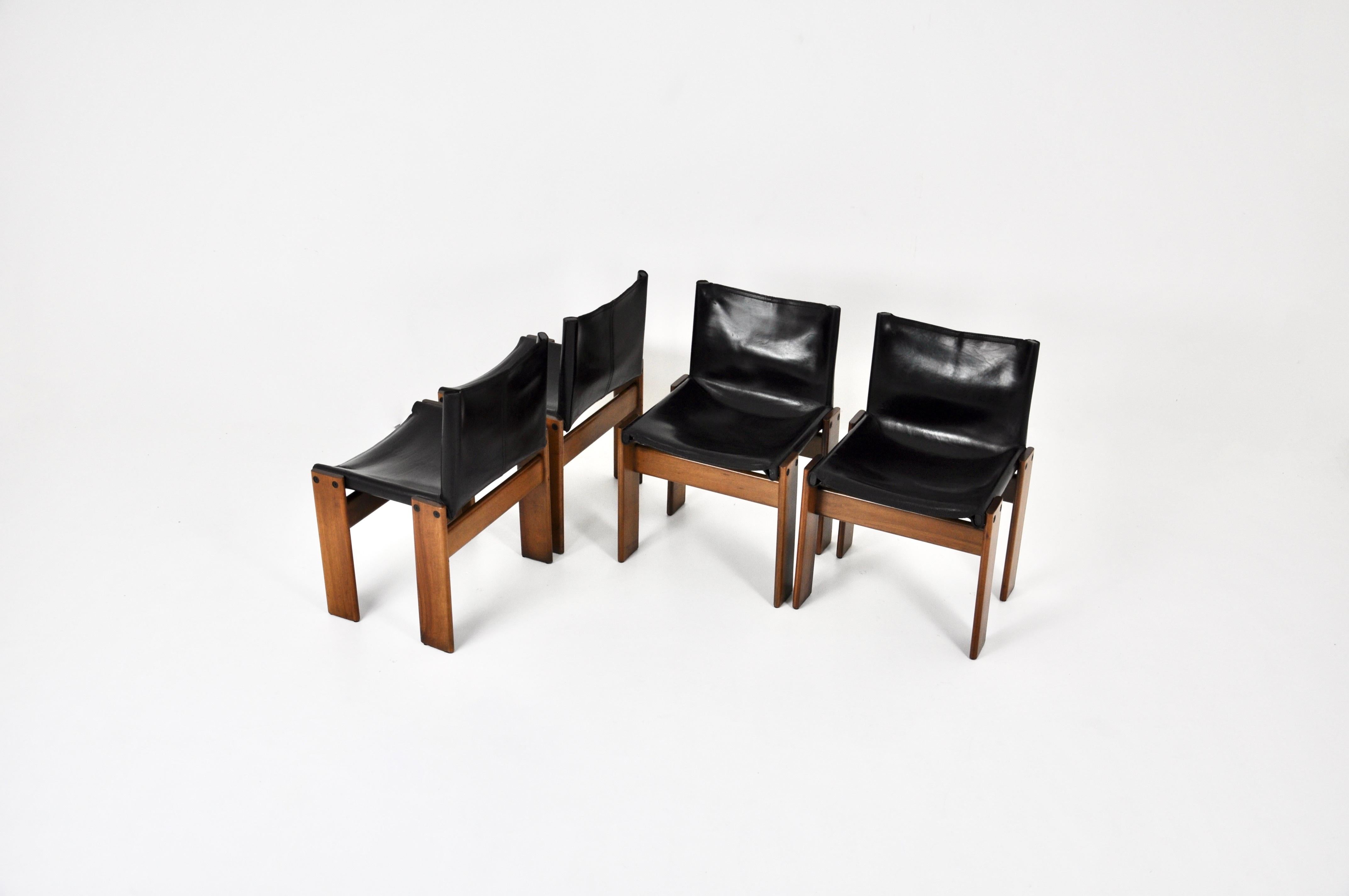 Monk-Esszimmerstühle von Afra & Tobia Scarpa für Molteni, 1970er Jahre, 4er-Set (Moderne der Mitte des Jahrhunderts) im Angebot