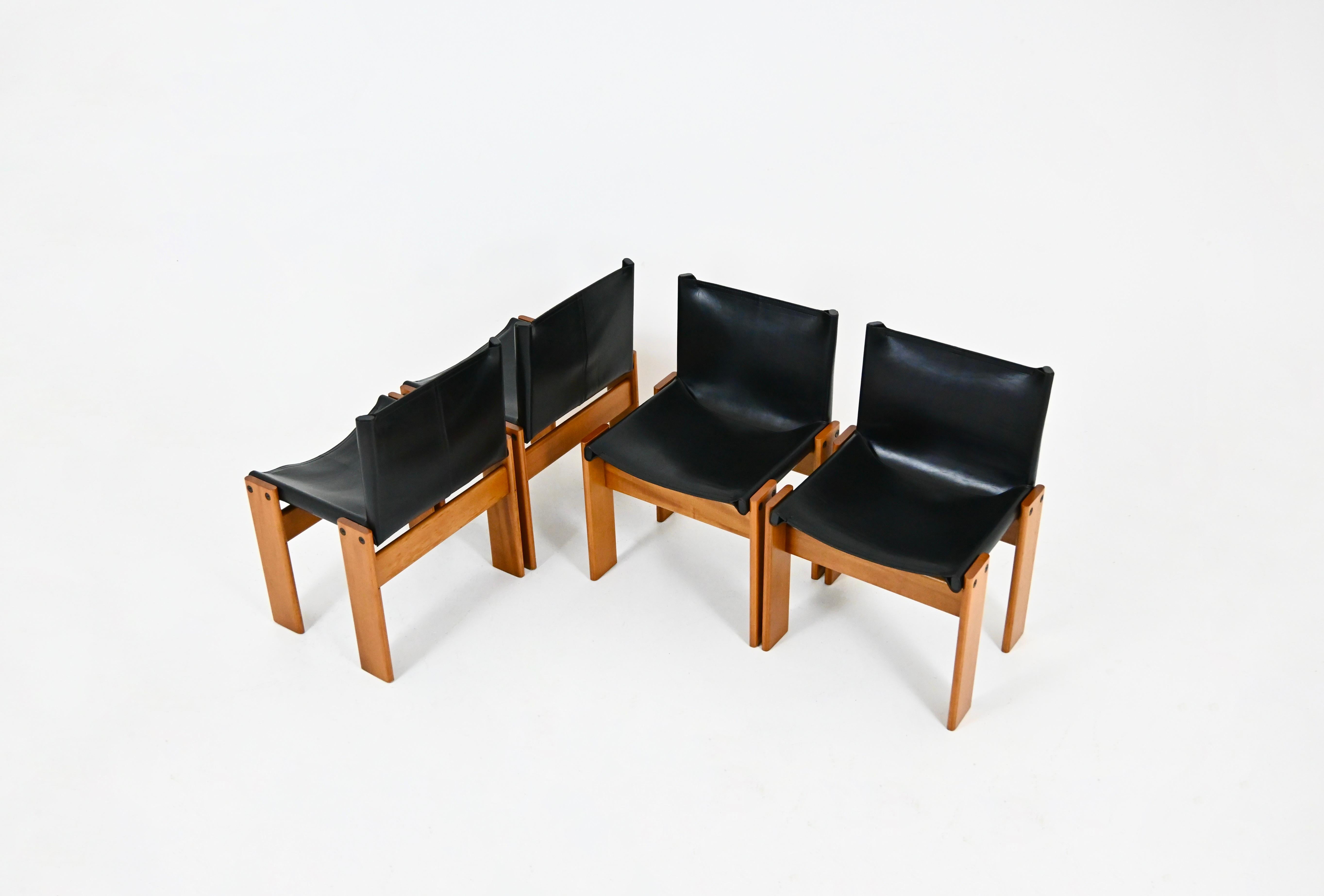 Monk-Esszimmerstühle von Afra & Tobia Scarpa für Molteni, 1970er Jahre, 4er-Set (Moderne der Mitte des Jahrhunderts) im Angebot