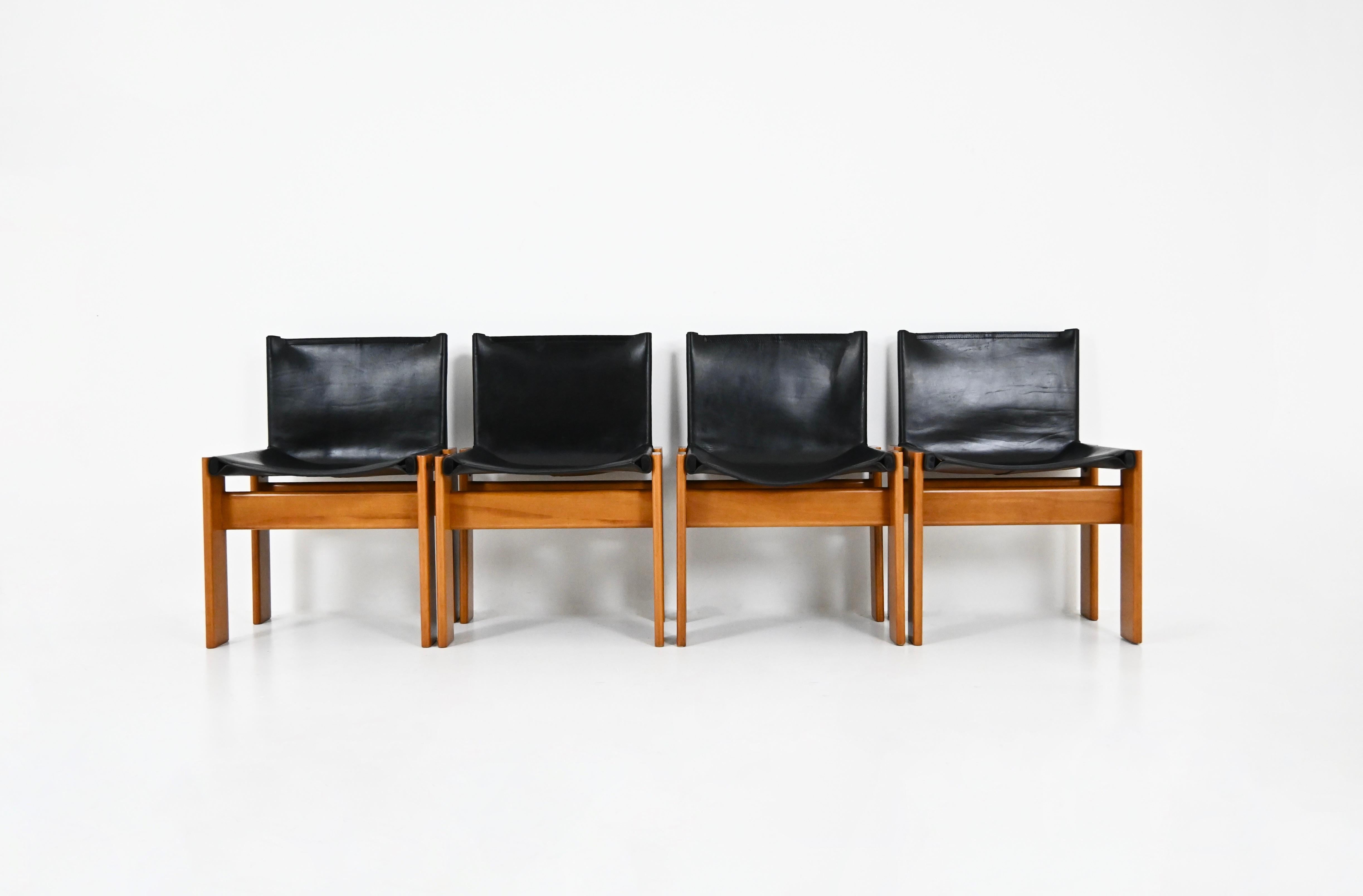 Monk-Esszimmerstühle von Afra & Tobia Scarpa für Molteni, 1970er Jahre, 4er-Set (Italienisch) im Angebot