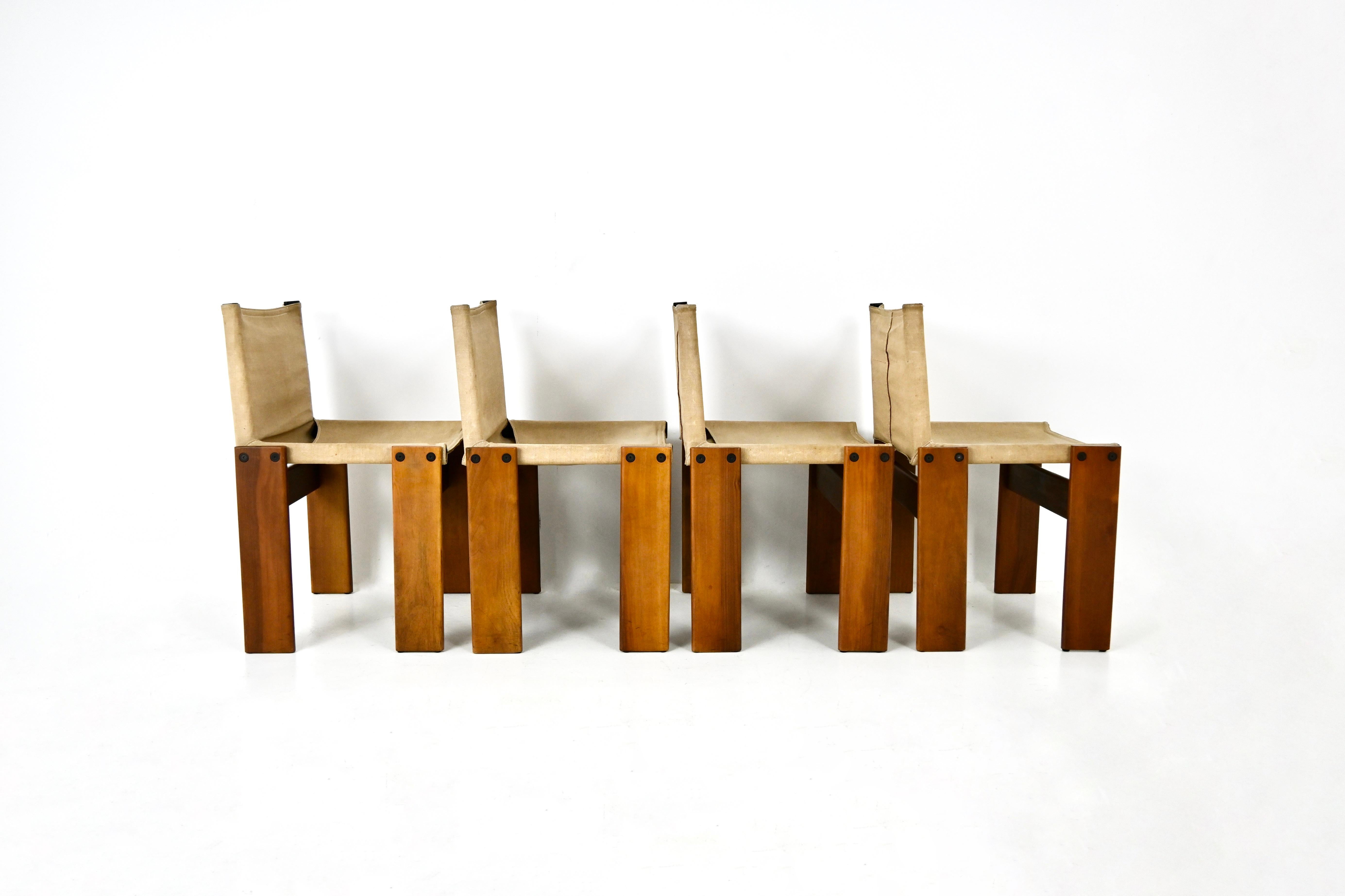 Monk Dining Chairs by Afra & Tobia Scarpa for Molteni, 1970s, set of 4 In Good Condition In bruxelles, BE
