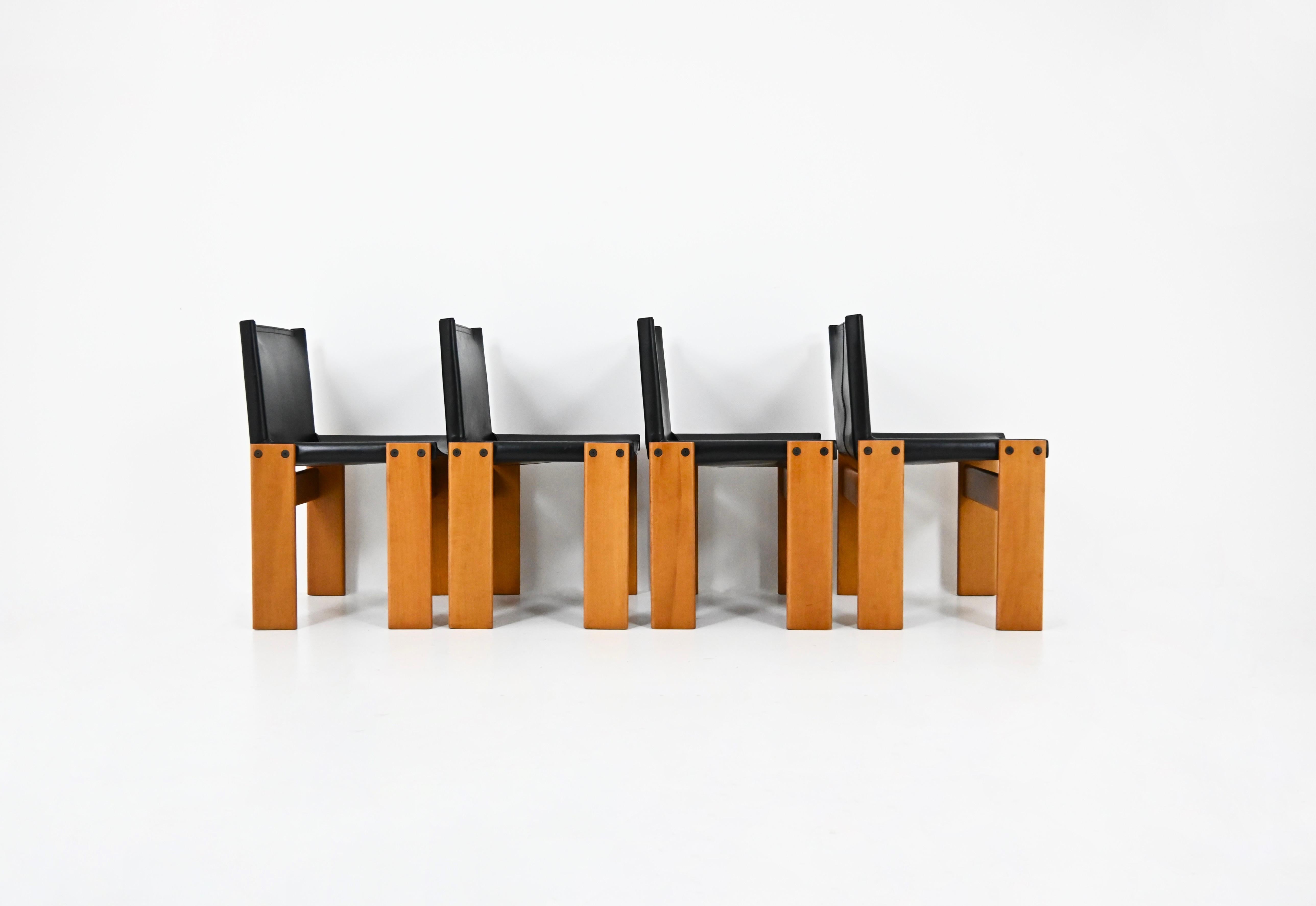 Monk-Esszimmerstühle von Afra & Tobia Scarpa für Molteni, 1970er Jahre, 4er-Set im Zustand „Gut“ im Angebot in bruxelles, BE
