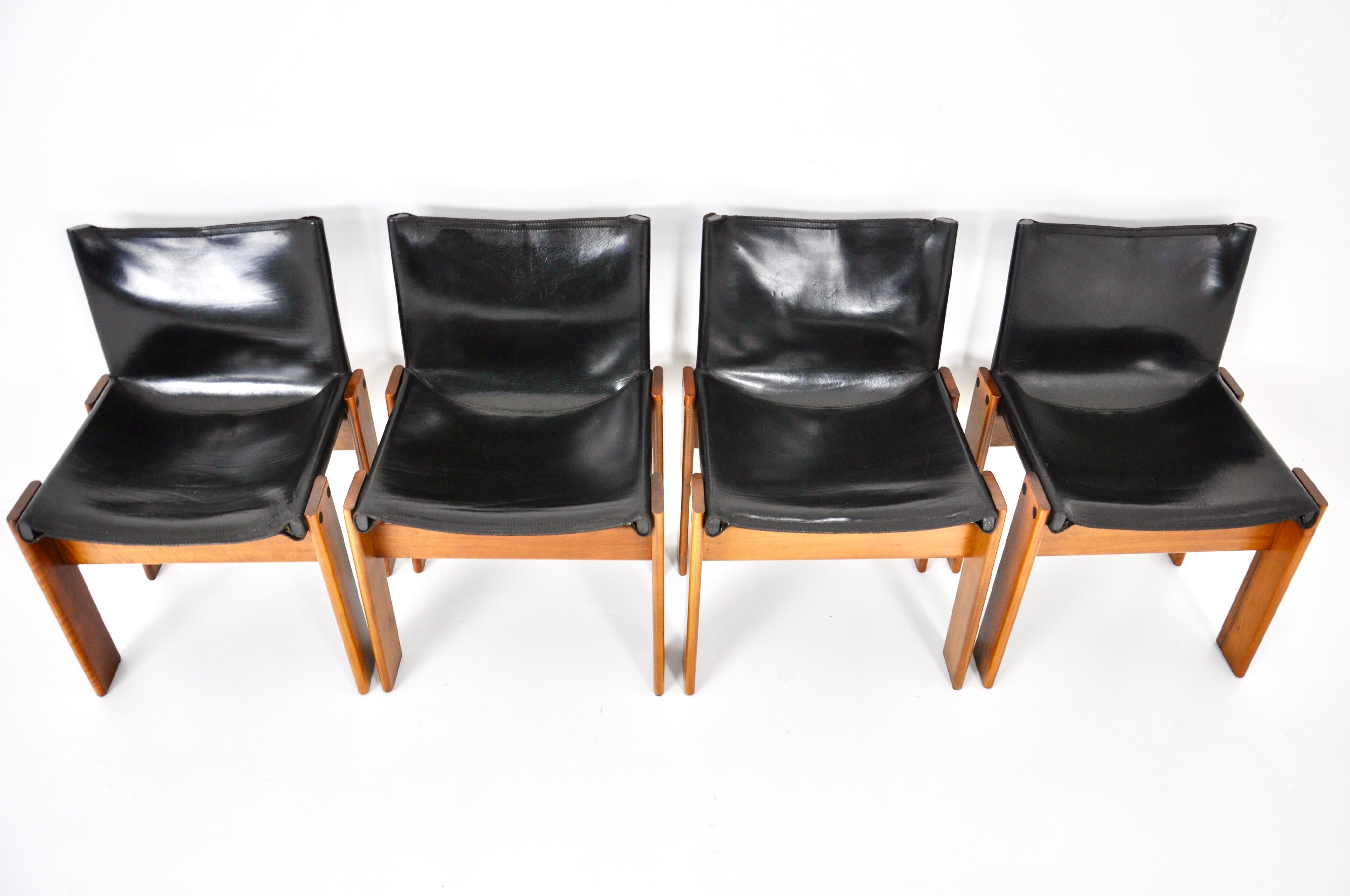 Monk Dining Chairs by Afra & Tobia Scarpa for Molteni, 1970s, Set of 4 For Sale 1