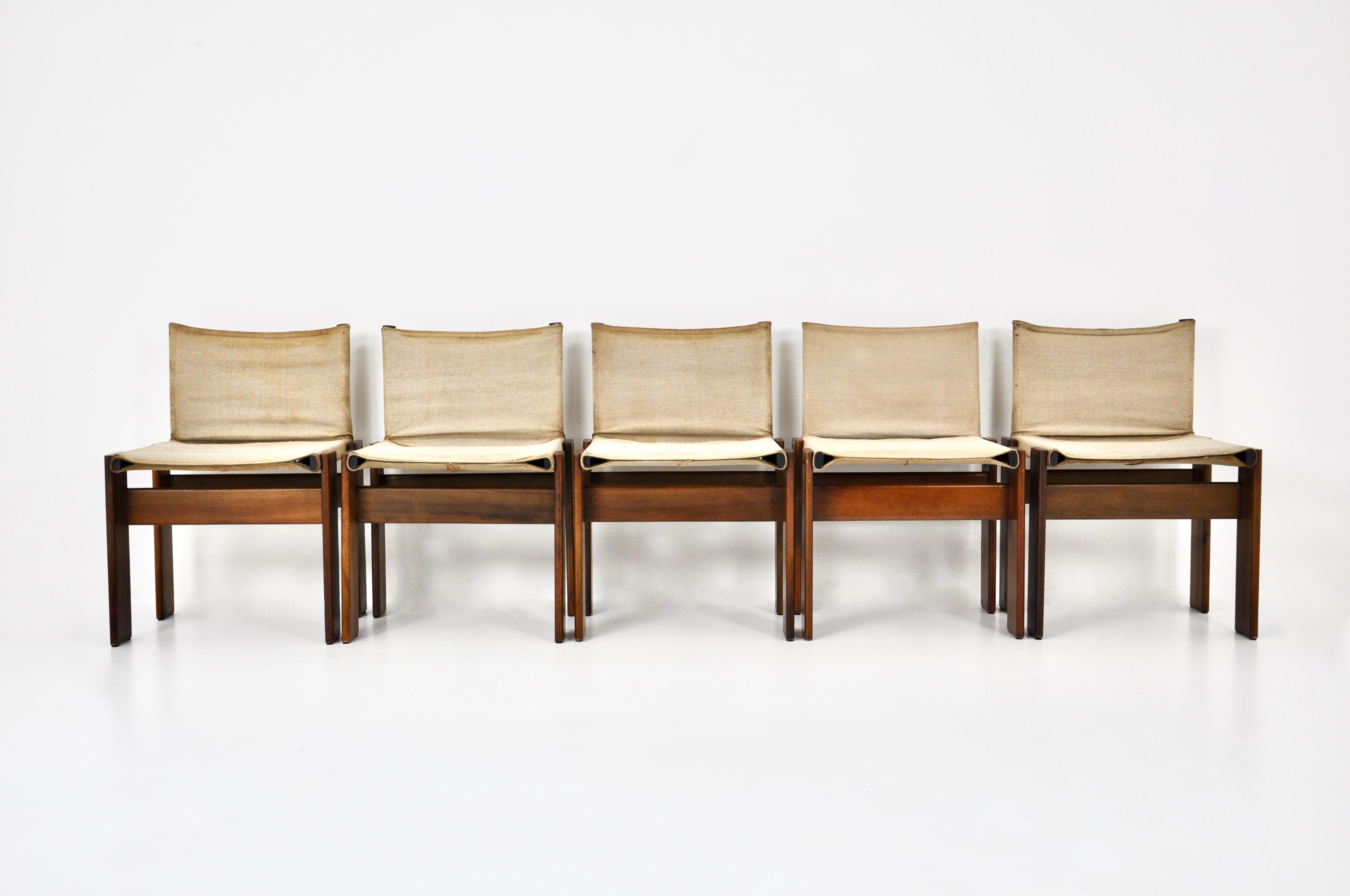 Set of 5 canvas and wood chairs by Afra and Tobia Scarpa. Model: Monk. Seat height: 44 cm. Wear due to time and age of the chairs.