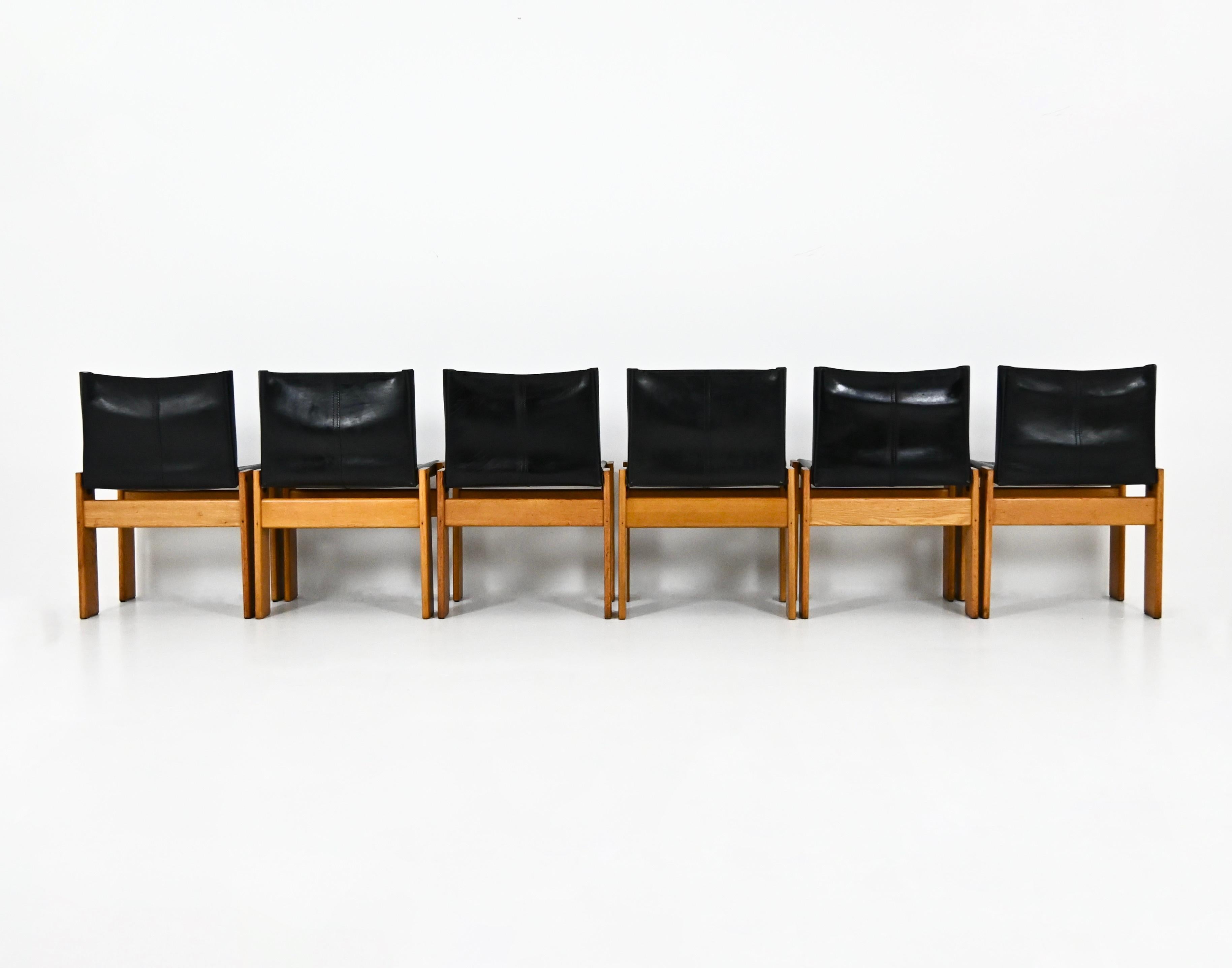Fine XX secolo Monk Dining Chairs by Afra & Tobia Scarpa for Molteni, 1970s, Set of 6 in vendita