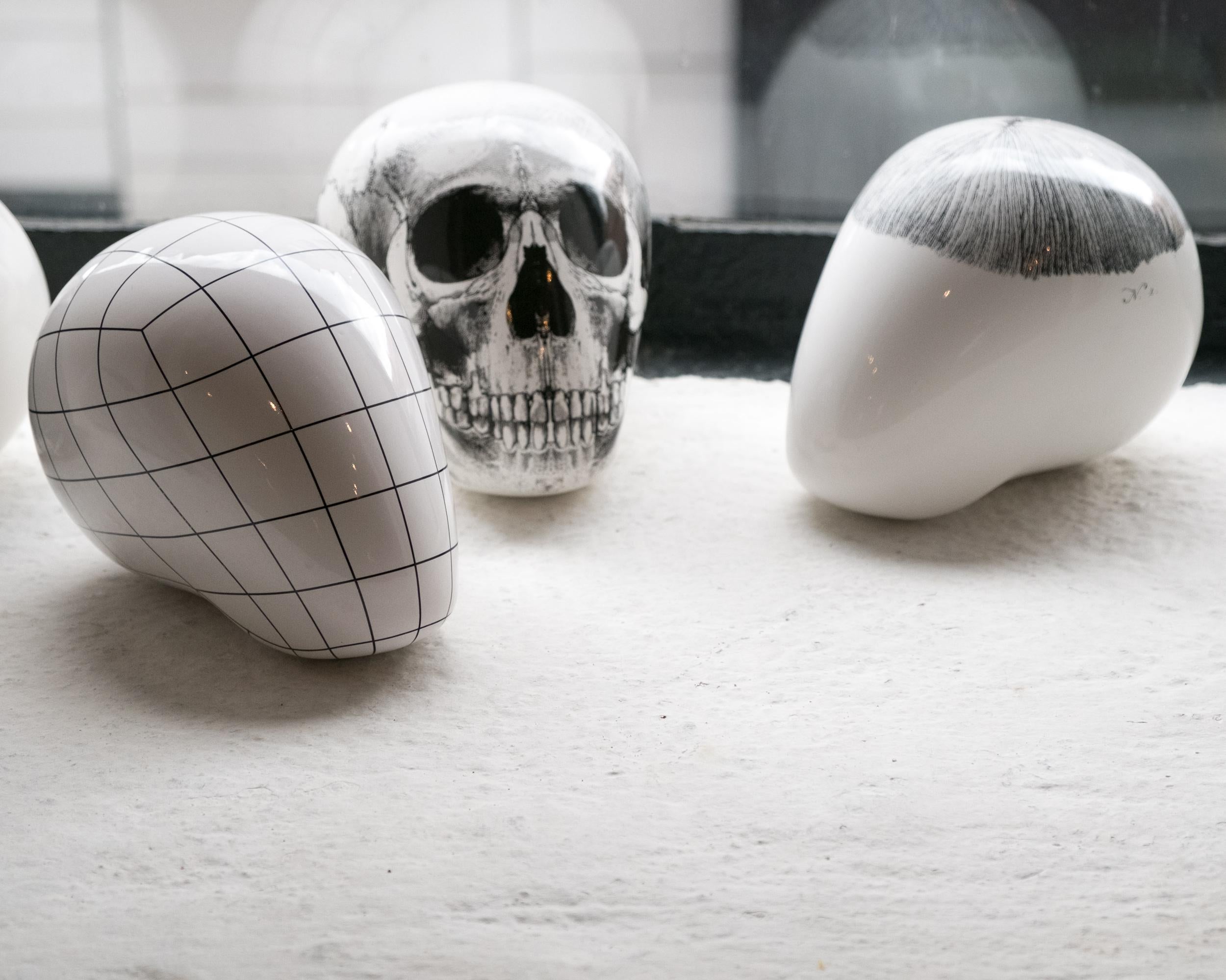 Monk Skull – Porcelain Sculpture by Andréason & Leibel, Swedish Contemporary For Sale 2