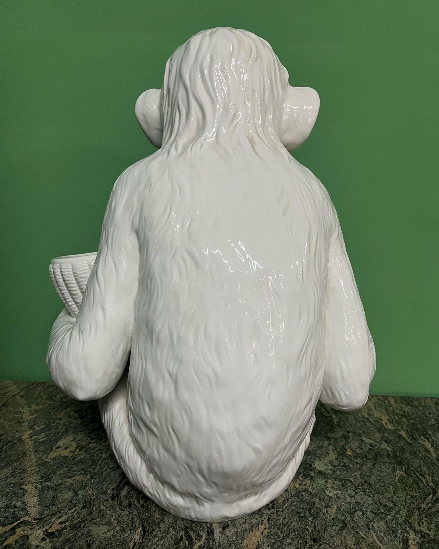 Affen-Keramik, hergestellt in Italien, 1960er Jahre 

Perfekter Zustand 

Weiße Keramik

Maße cm 50 x cm 40 x cm 30