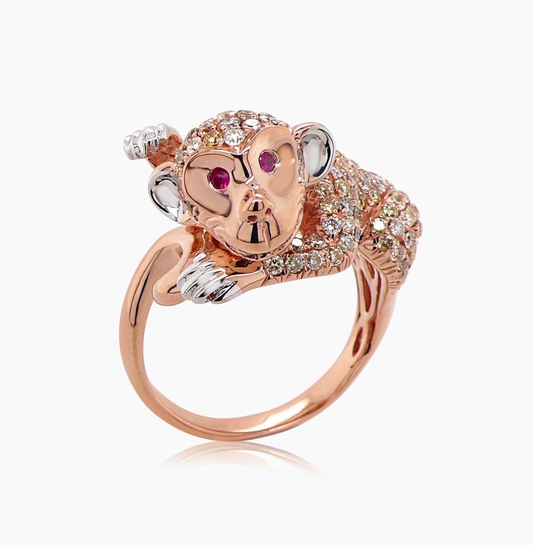 Dimensions: 3.00x2.30x1.50cm
Color: 18K Rose Gold
Materials:
