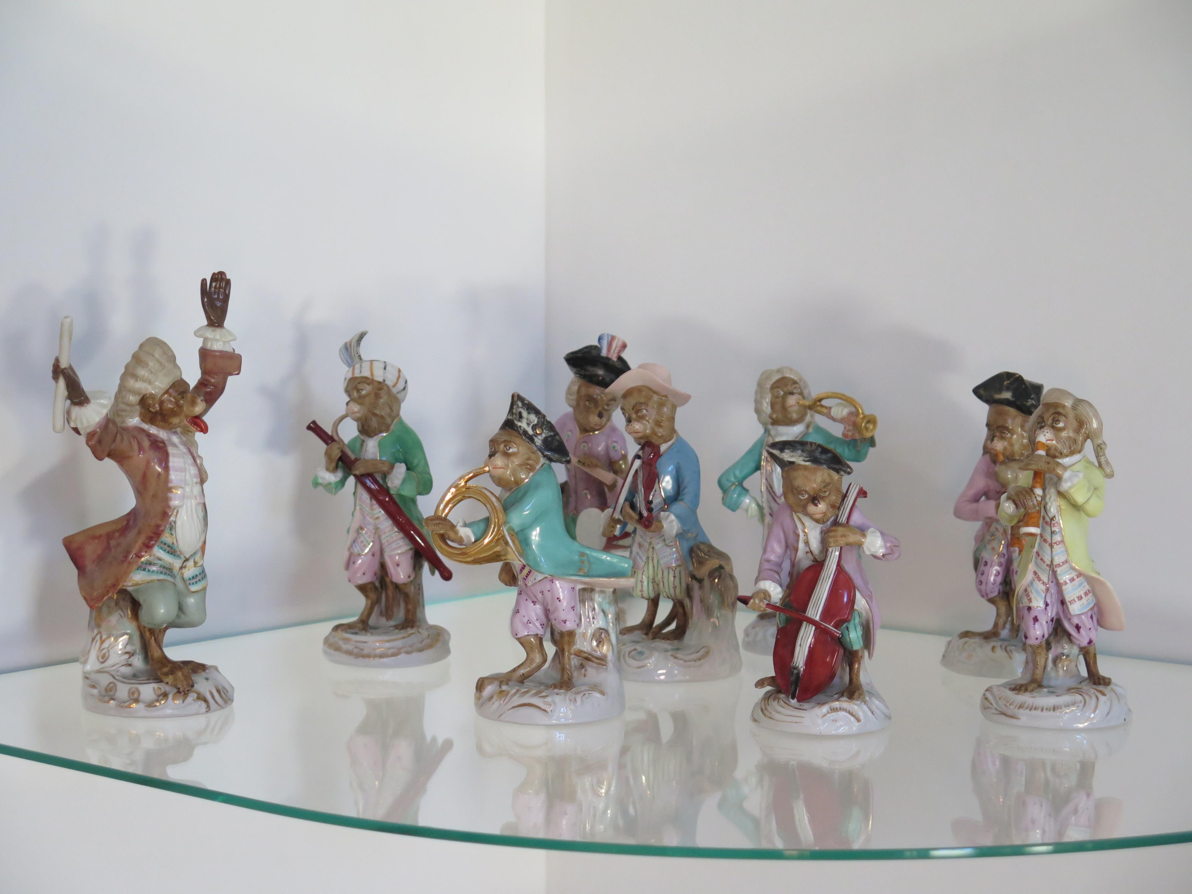 Monkey Figurine NINE-Piece Set Musical Band by Sitzendorf Porcelain, Circa 1910 In Good Condition For Sale In Lincoln, Lincolnshire