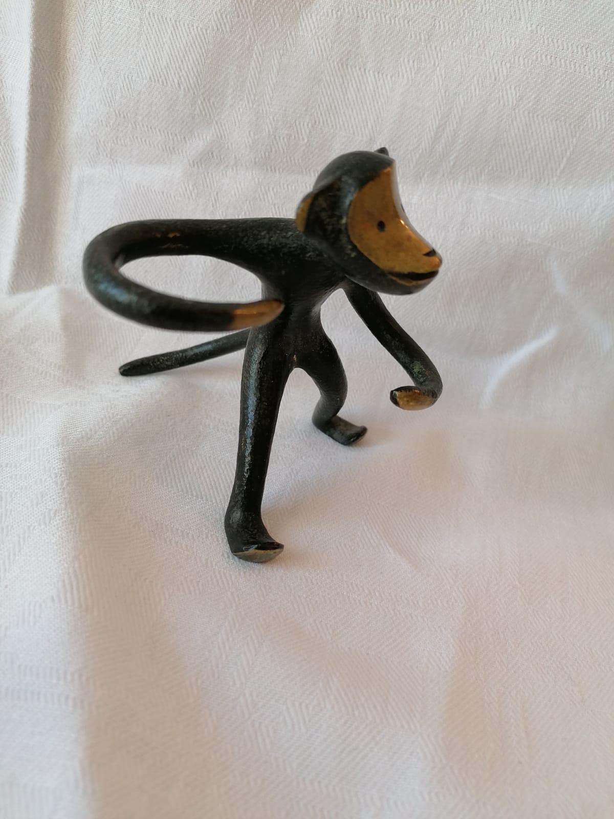 Brass figurine blackened monkey with a salt pepper Shaker. Designed in the 1950s by Walter Bosse for Hertha Baller Austria.
Excellent original condition.