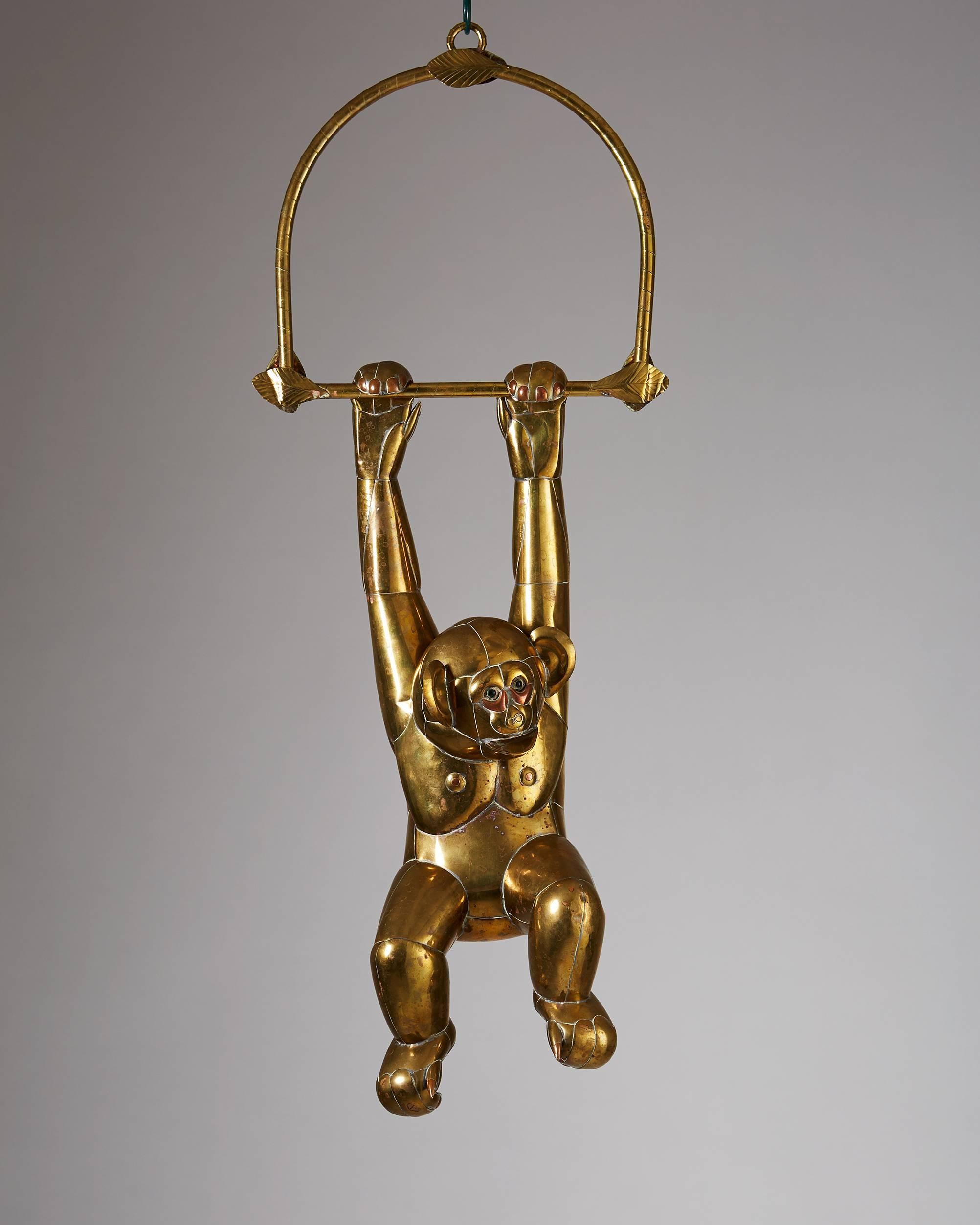 Patinated brass.

Measures: H 83 cm/ 2' 9