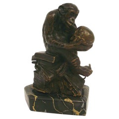 Singe avec crâne, bronze, vers 1900, du sculpteur Hugo Wolfgang Reinhold