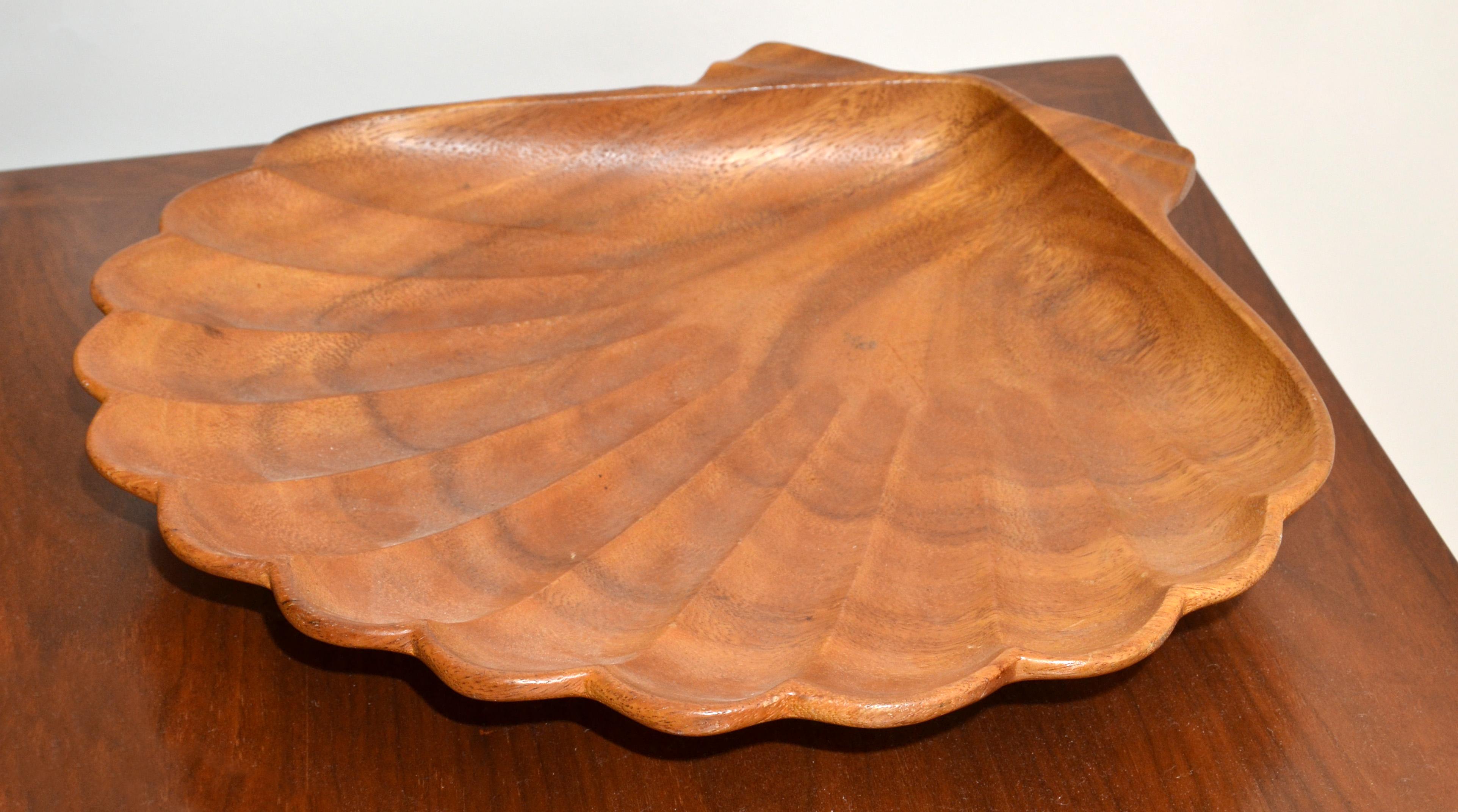 Monkeypod Wood Handcrafted Clam Shell Bowl Organic Modern Moore International 70 For Sale 3