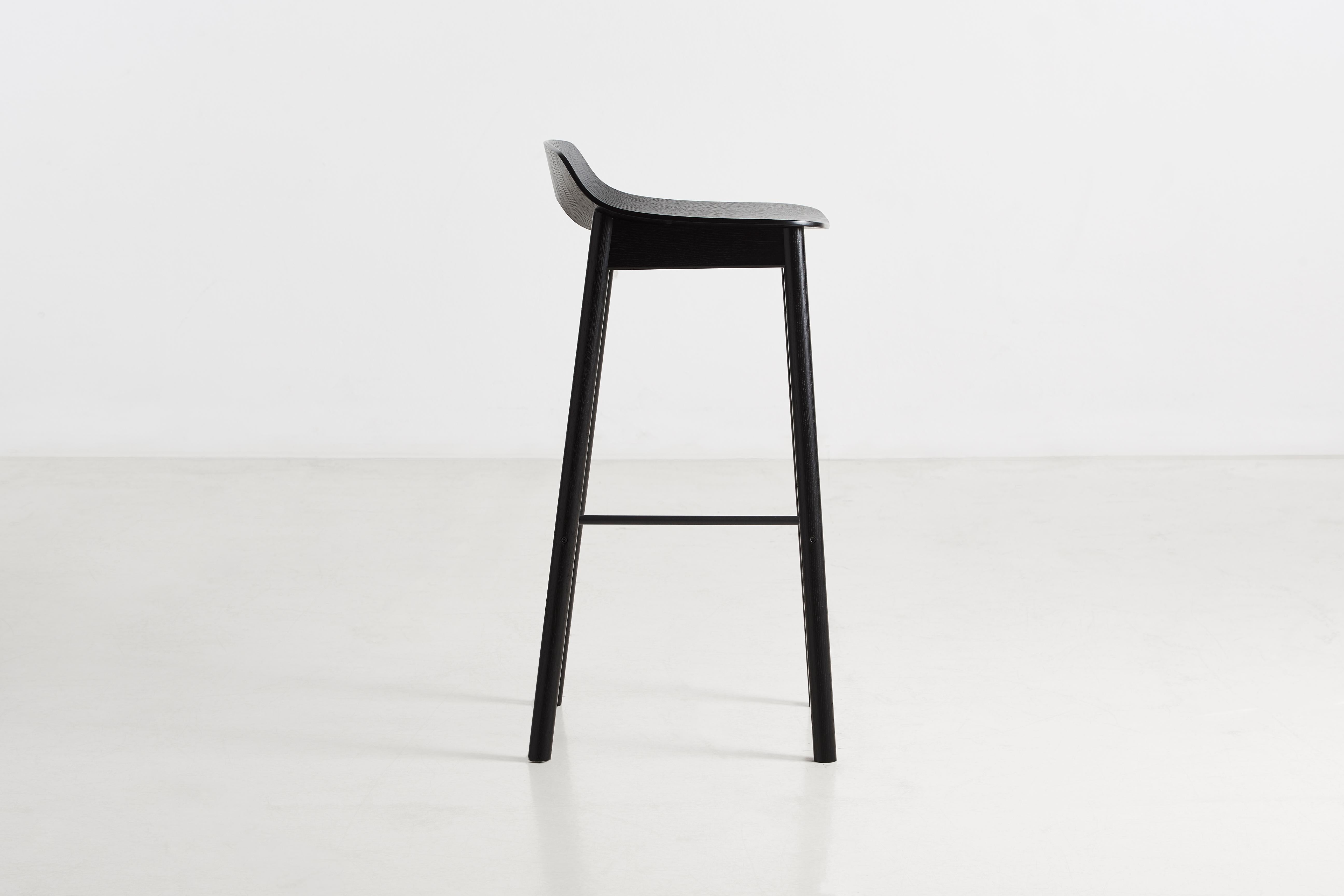 Mono Bar Stool by Kasper Nyman In New Condition For Sale In Geneve, CH