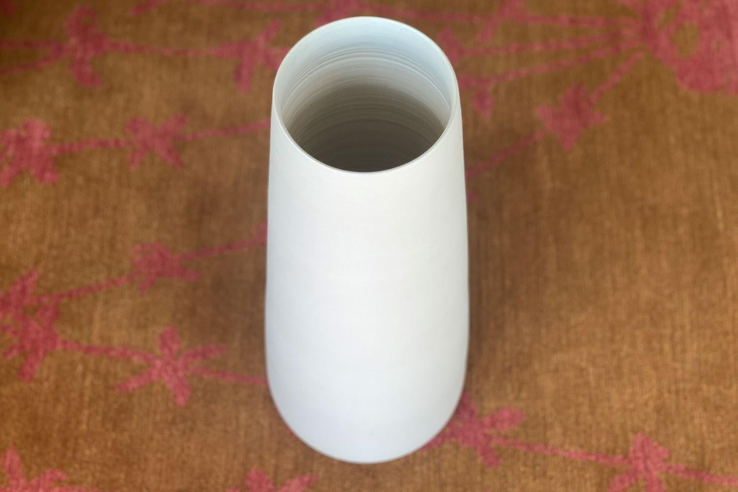 Hand-Crafted Mono Maxi Vase N.1