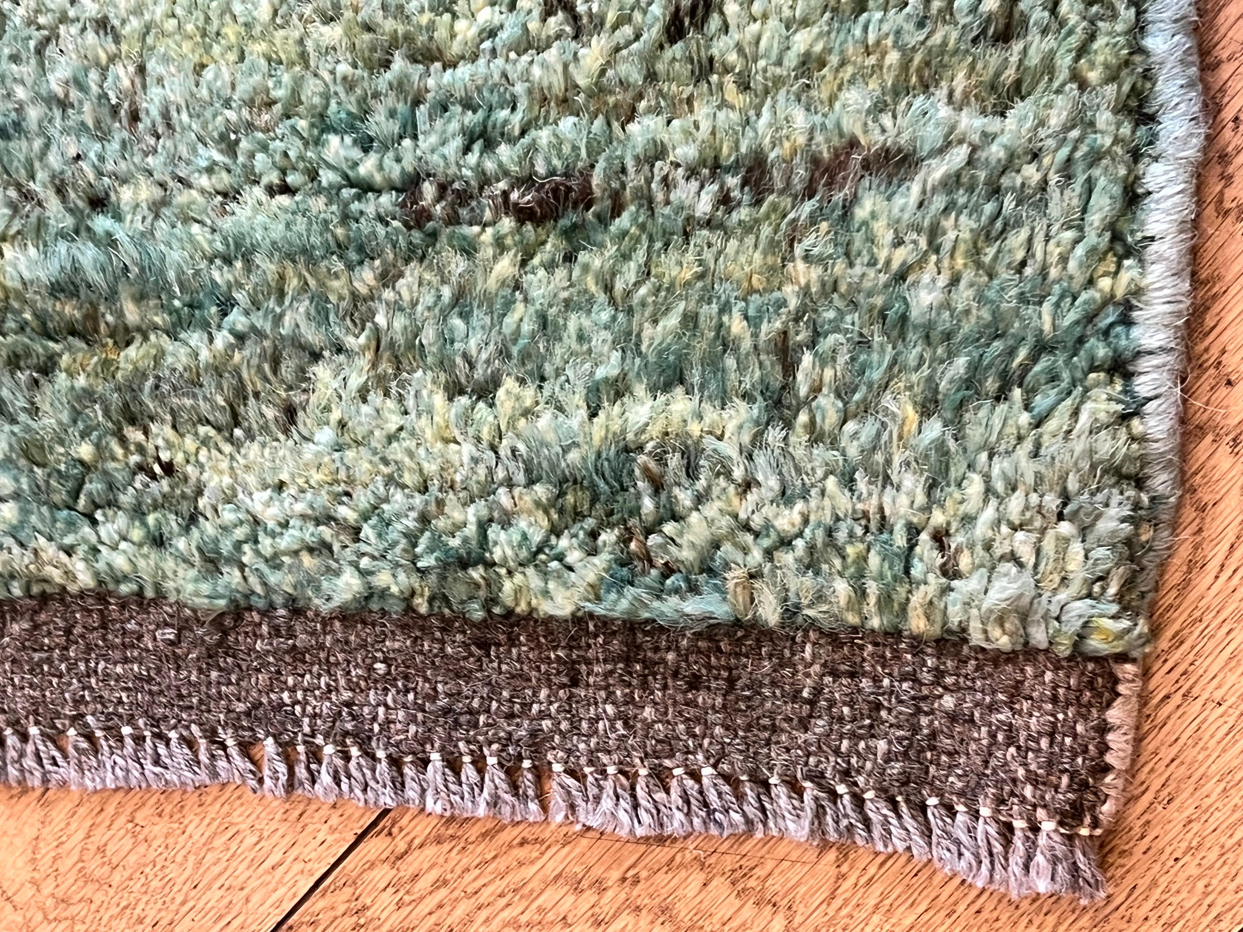 Monochromatic Carpet Shades of Green Meadw After Rain In Excellent Condition For Sale In Firenze, IT