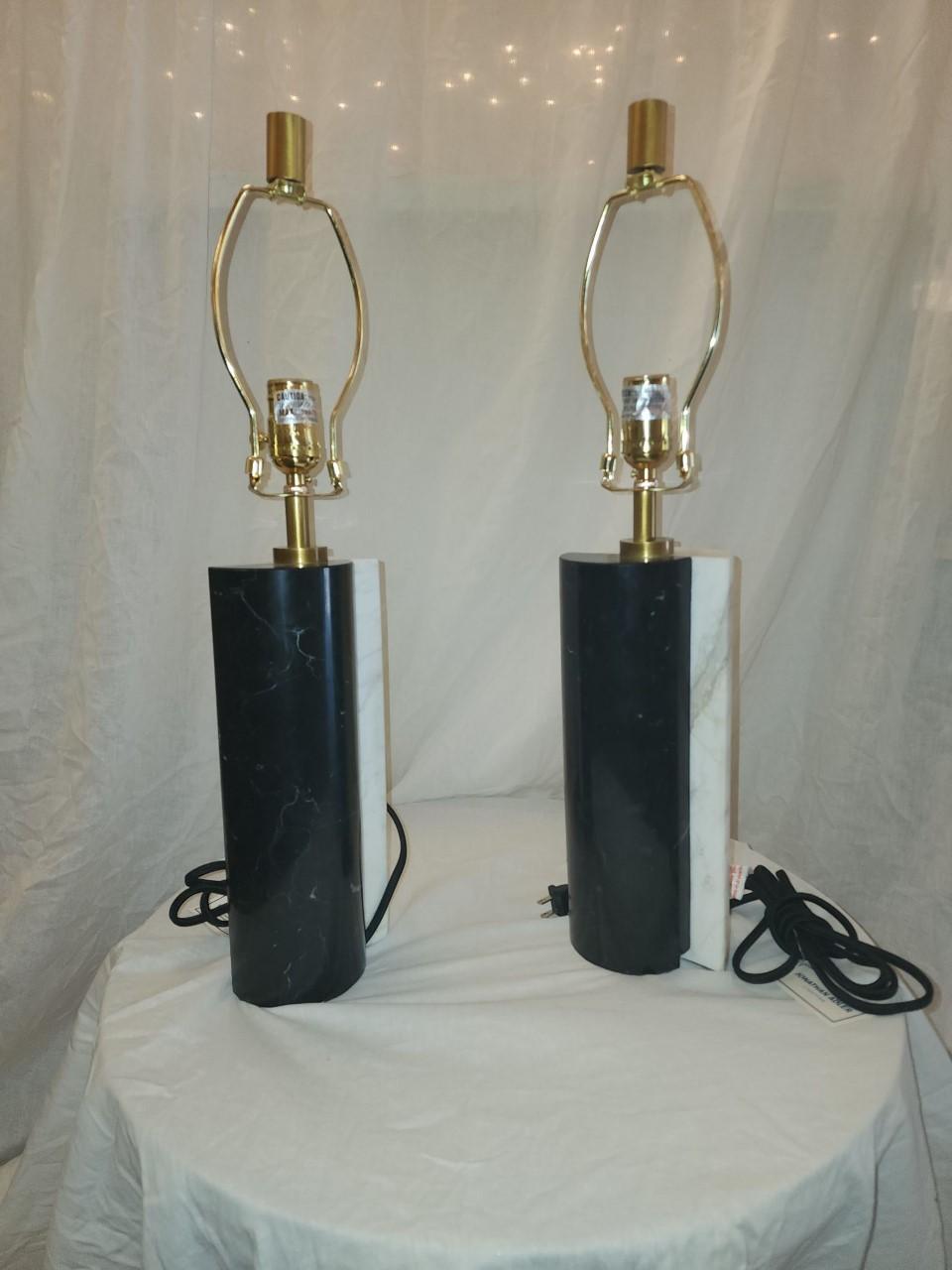 Monochromatic Marble Lamps In Good Condition For Sale In Dallas, TX