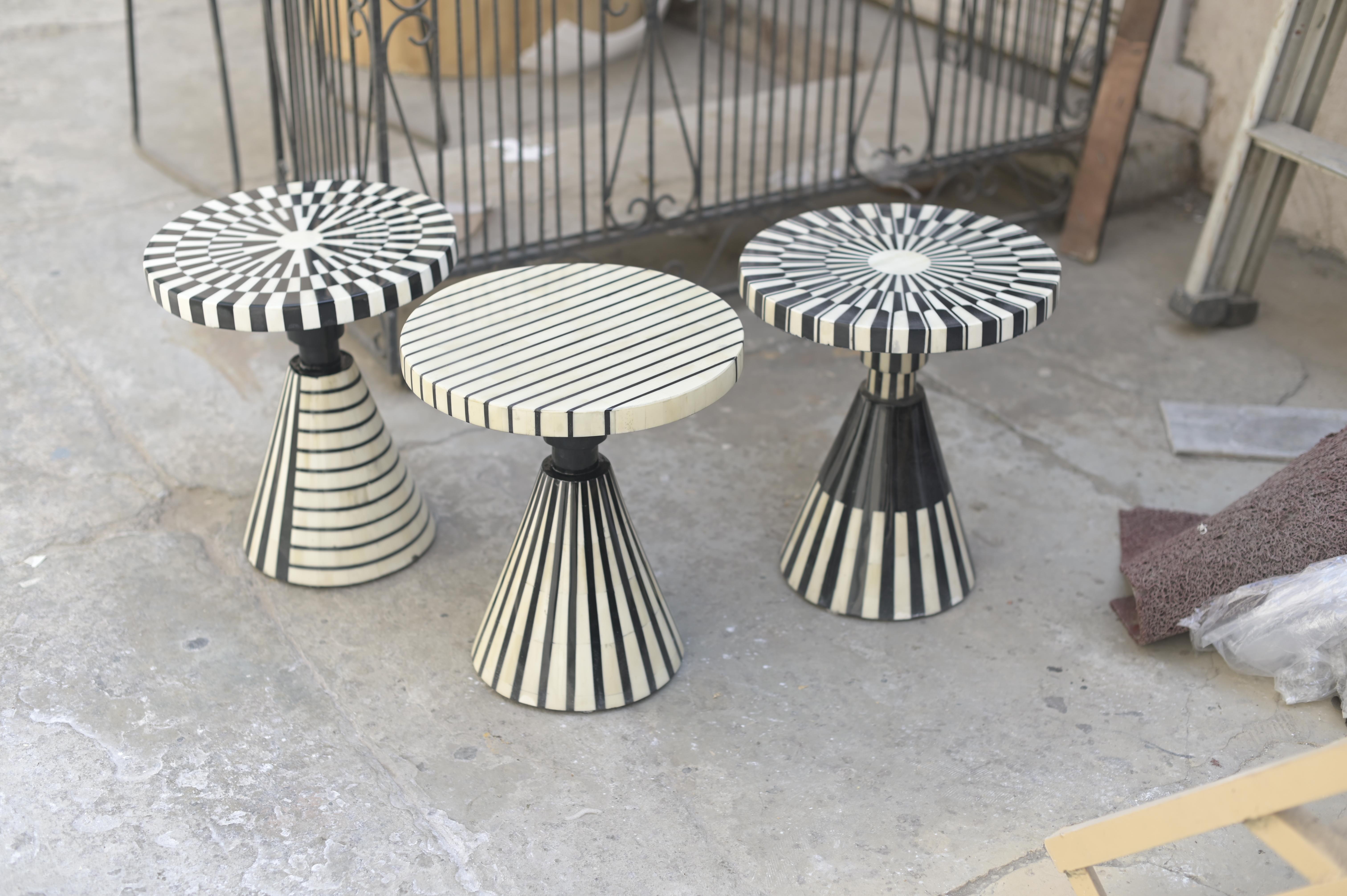 Indian Monochrome Black and White Dining Table with Matching Stools, 4 Piece Set For Sale