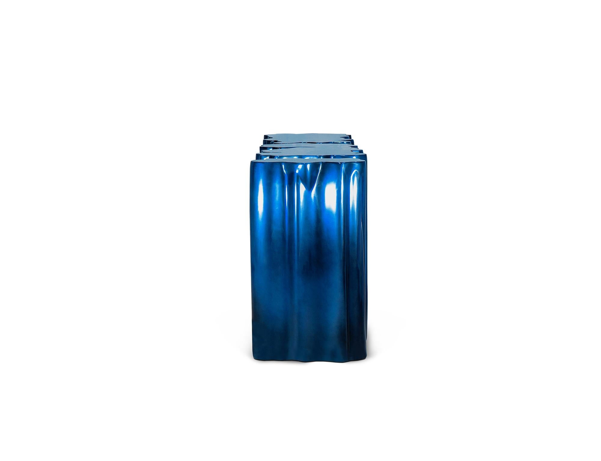 Monochrome Blaue Anrichte - Handgefertigtes Fiberglas & Polystyrol - Boca do Lobo (Portugiesisch) im Angebot