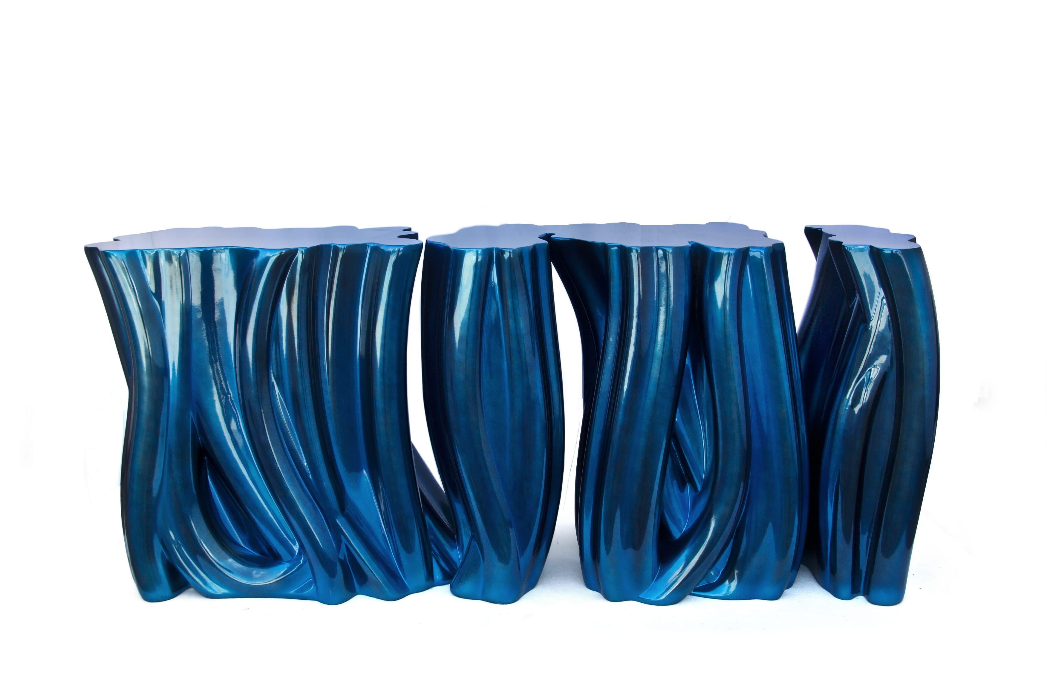 Monochrome Console in Electric Blue in Molded Fiberglass In Excellent Condition For Sale In New York, NY