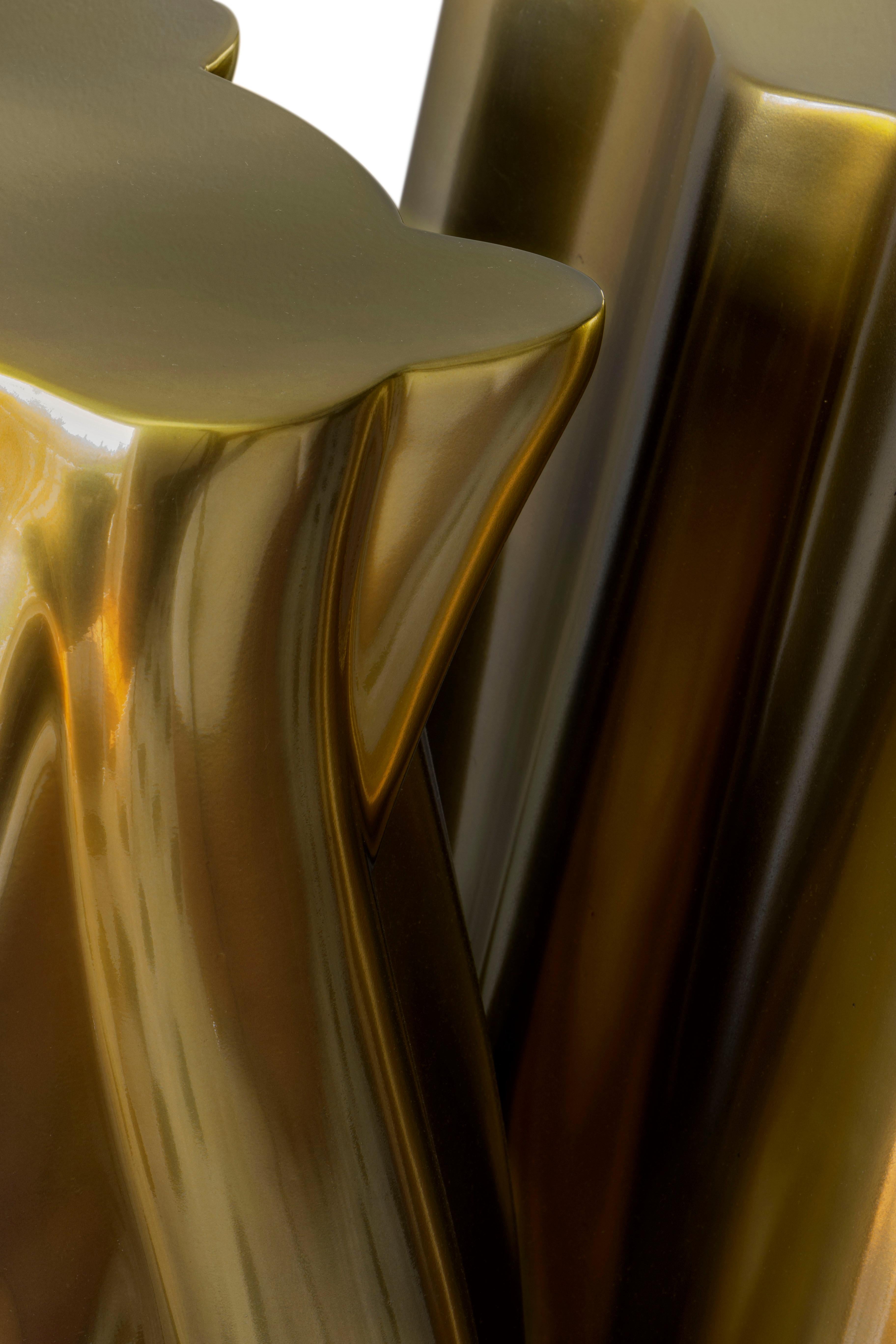 Aparador Oro Monocromo  - Pintar a mano fibra de vidrio y poliestireno  - Boca Do Lobo en Nuevo estado para la venta en Rio Tinto, PT