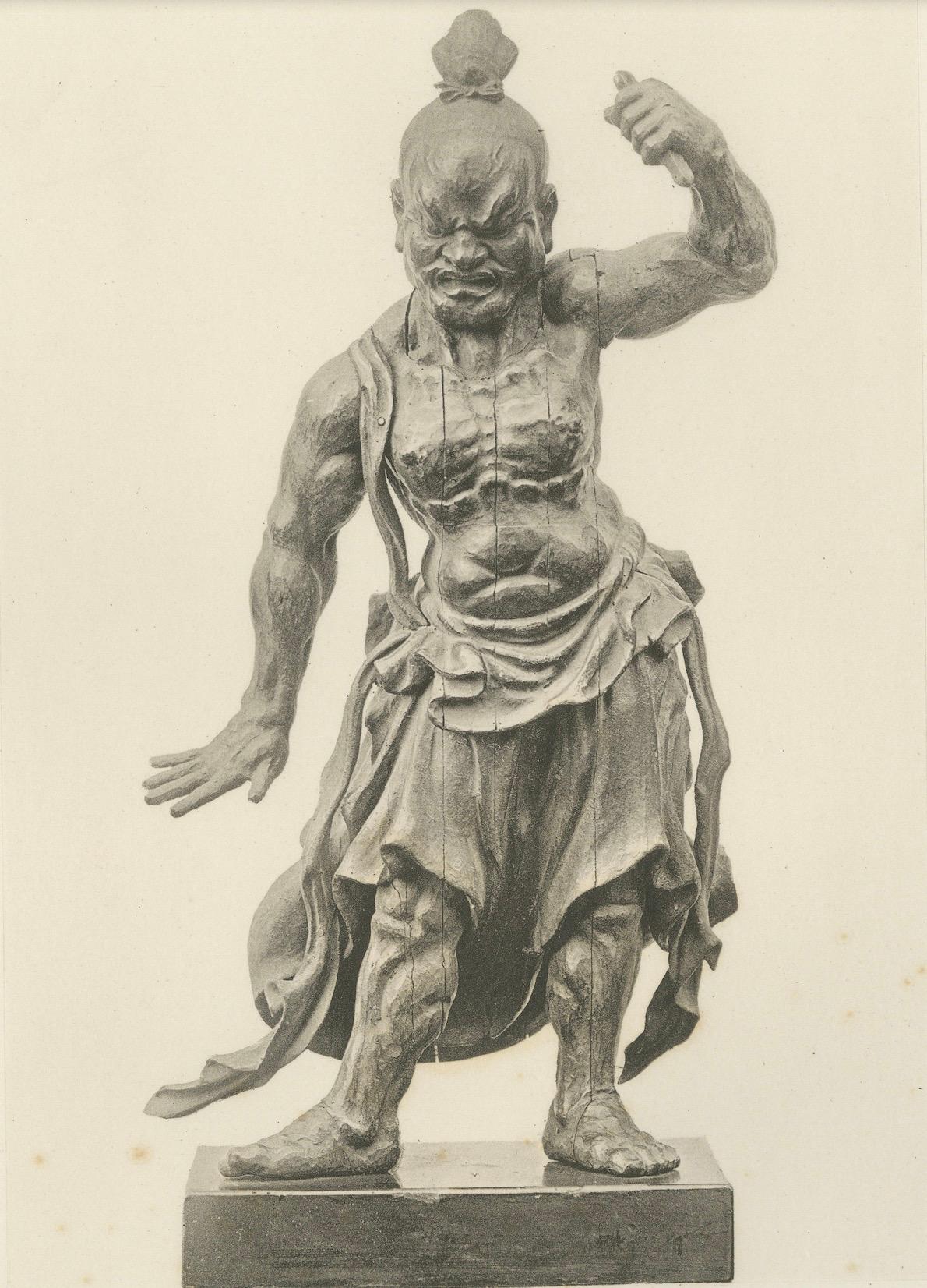Litografía monocroma de imponentes estatuas de deidades guardianas tradicionales japonesas en Bueno estado para la venta en Langweer, NL