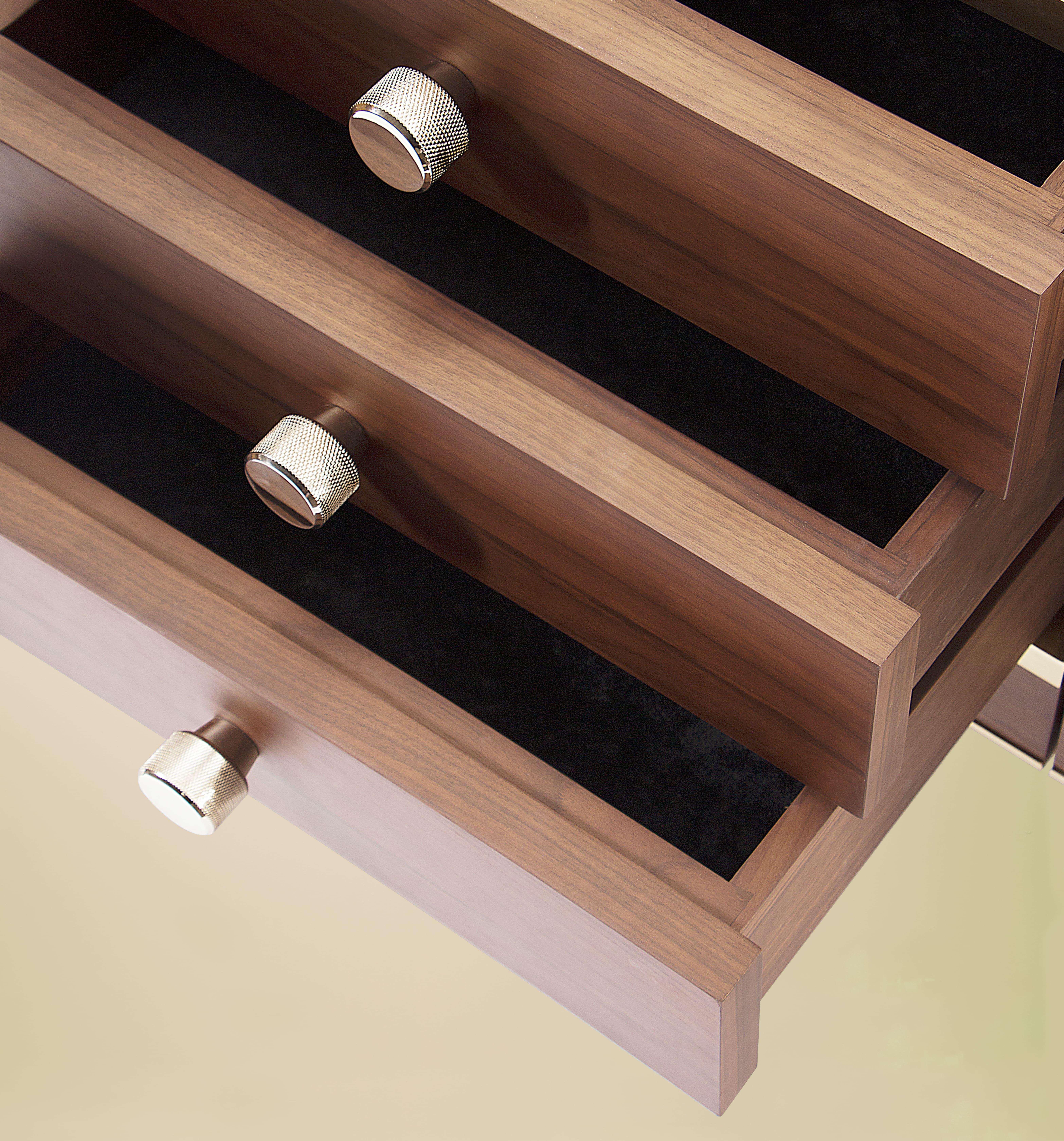 Monocles Drawer Handle - Handcrafted Gold Plated - PullCast In New Condition For Sale In Rio Tinto, PT