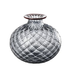 Monofiore Balaton Short Glass Vase in Grey with Red Thread Rim by Venini