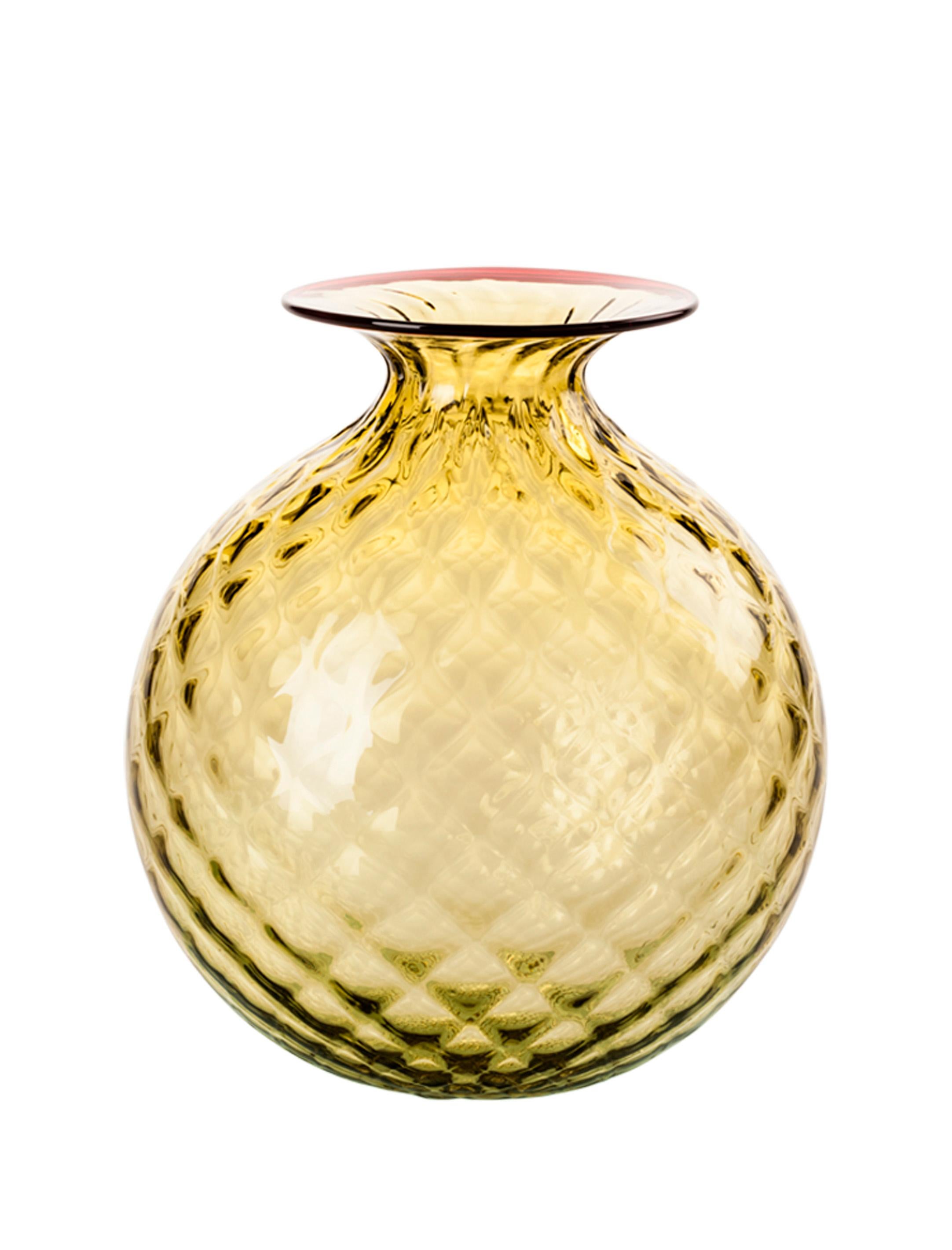 Venini glass vase with full body and textured surface with hexagonal shaped pattern in bamboo designed in 1970. Perfect for indoor home decor as container or strong statement piece for any room. Also available in other colors on 1stdibs. Limited