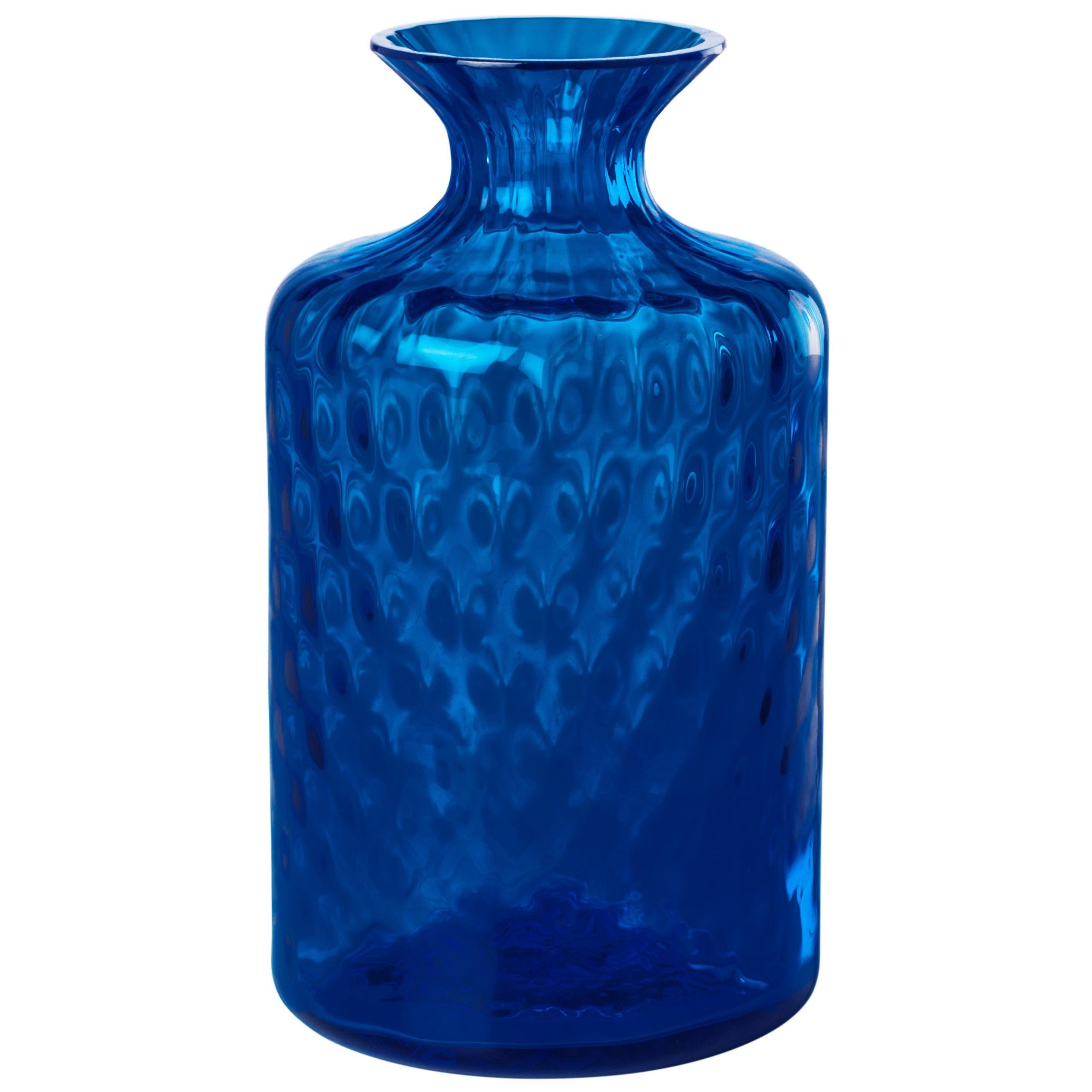 Vaso di vetro alto Monofiore Carnevale in Zaffiro di Venini in vendita
