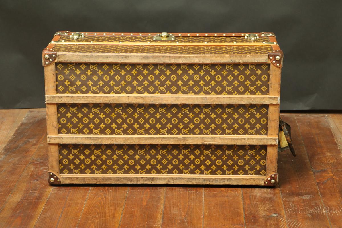 Monogram Louis Vuitton Trunk 6