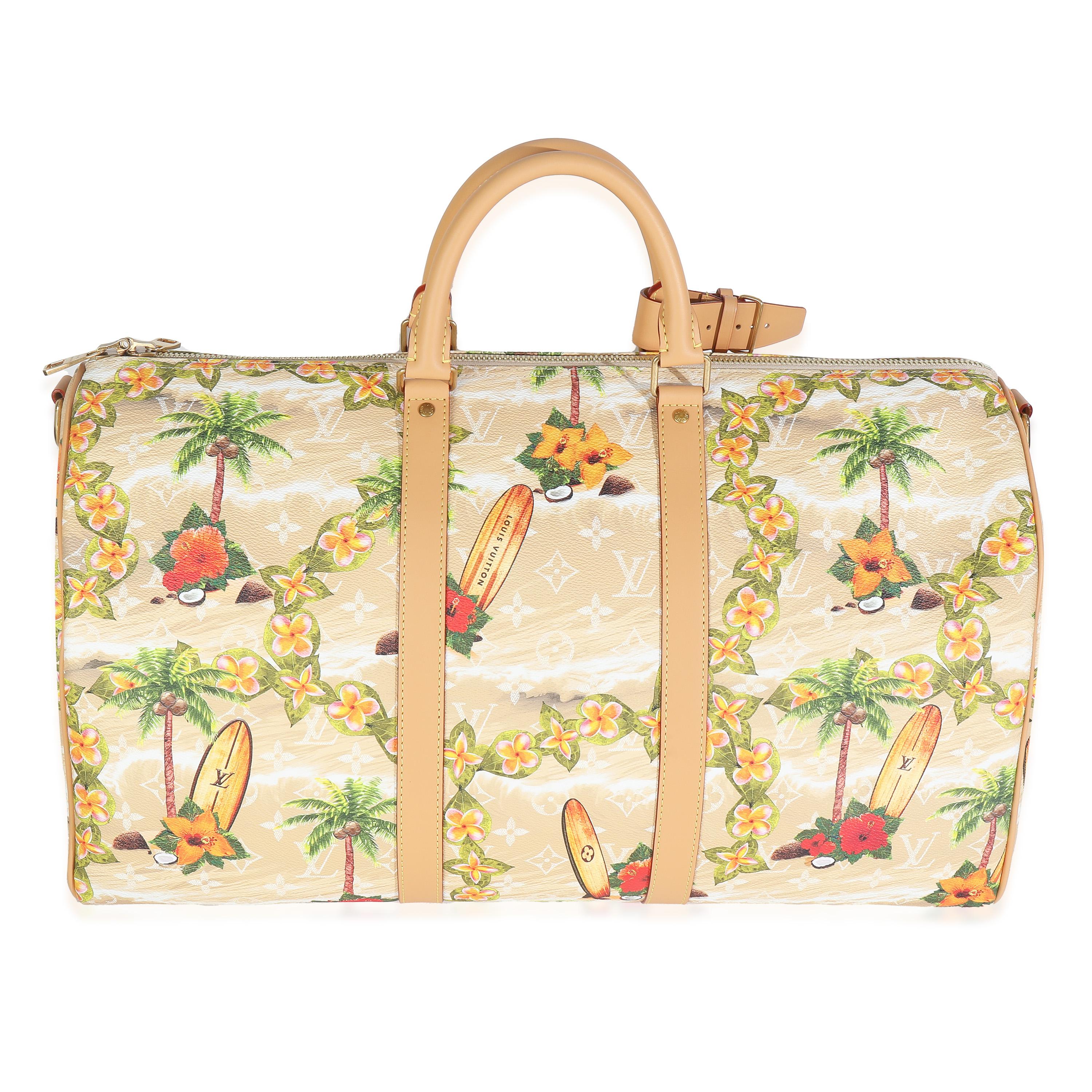 Titre de la liste : Monogram Surfin' Keepall Bandouliere 50 Sand
SKU : Z148538
Condit : Usagé 
Condit : Conçu par Louis Vuitton au début du XXe siècle, le sac Keepall incarne l'esprit de la Maison et sa passion pour le voyage. Avec une histoire