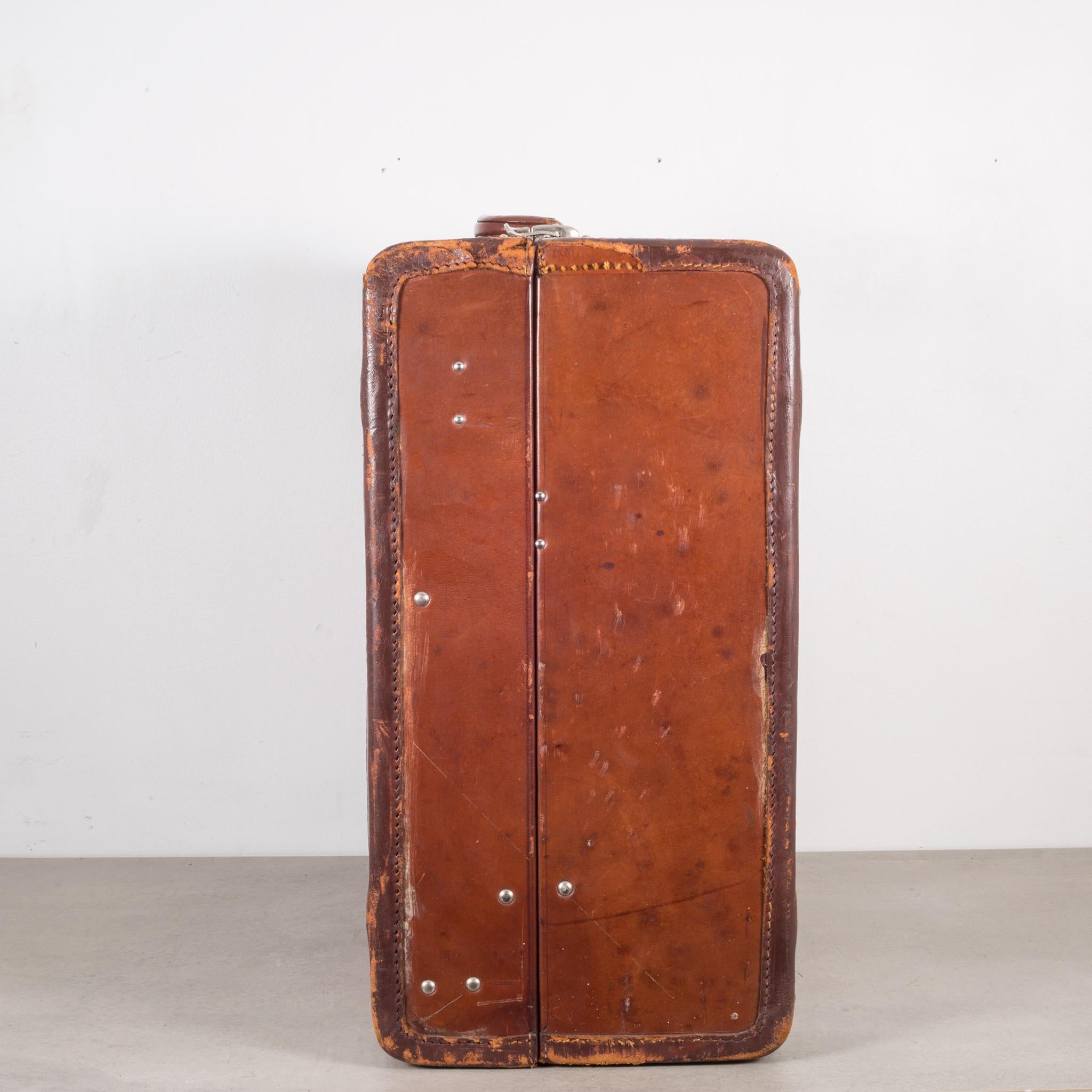 Monogrammed Medium Leather Suitcase, circa 1940 In Good Condition In San Francisco, CA